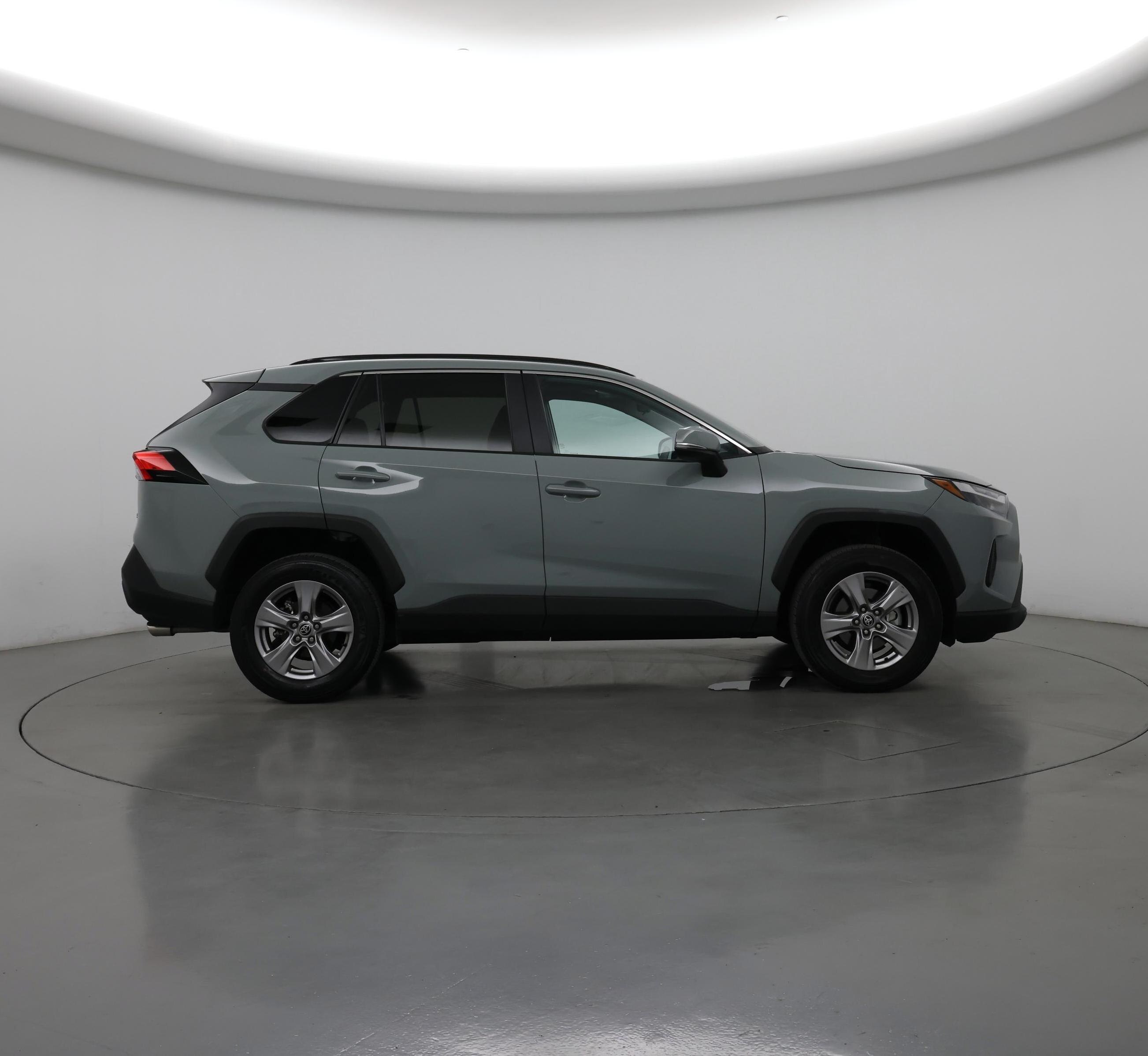 Thumbnail: 2022 Toyota RAV4 - 7