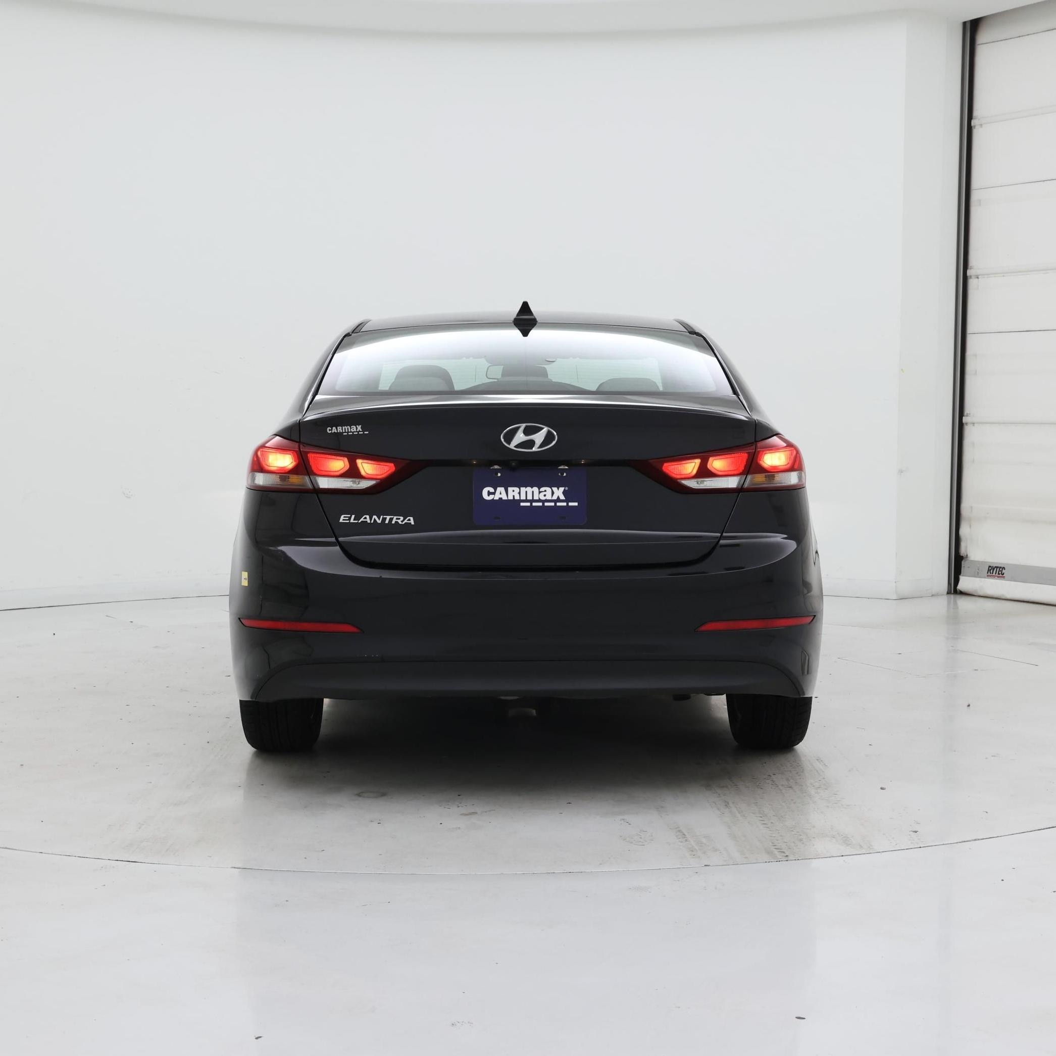 Thumbnail: 2018 Hyundai Elantra - 6