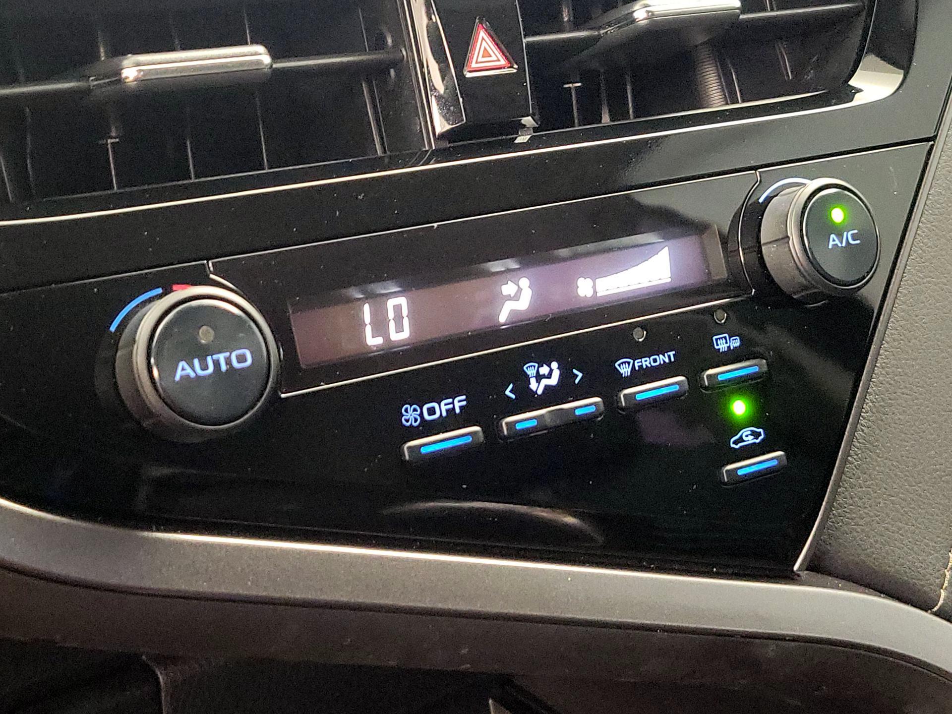 Thumbnail: 2021 Toyota Camry - 16