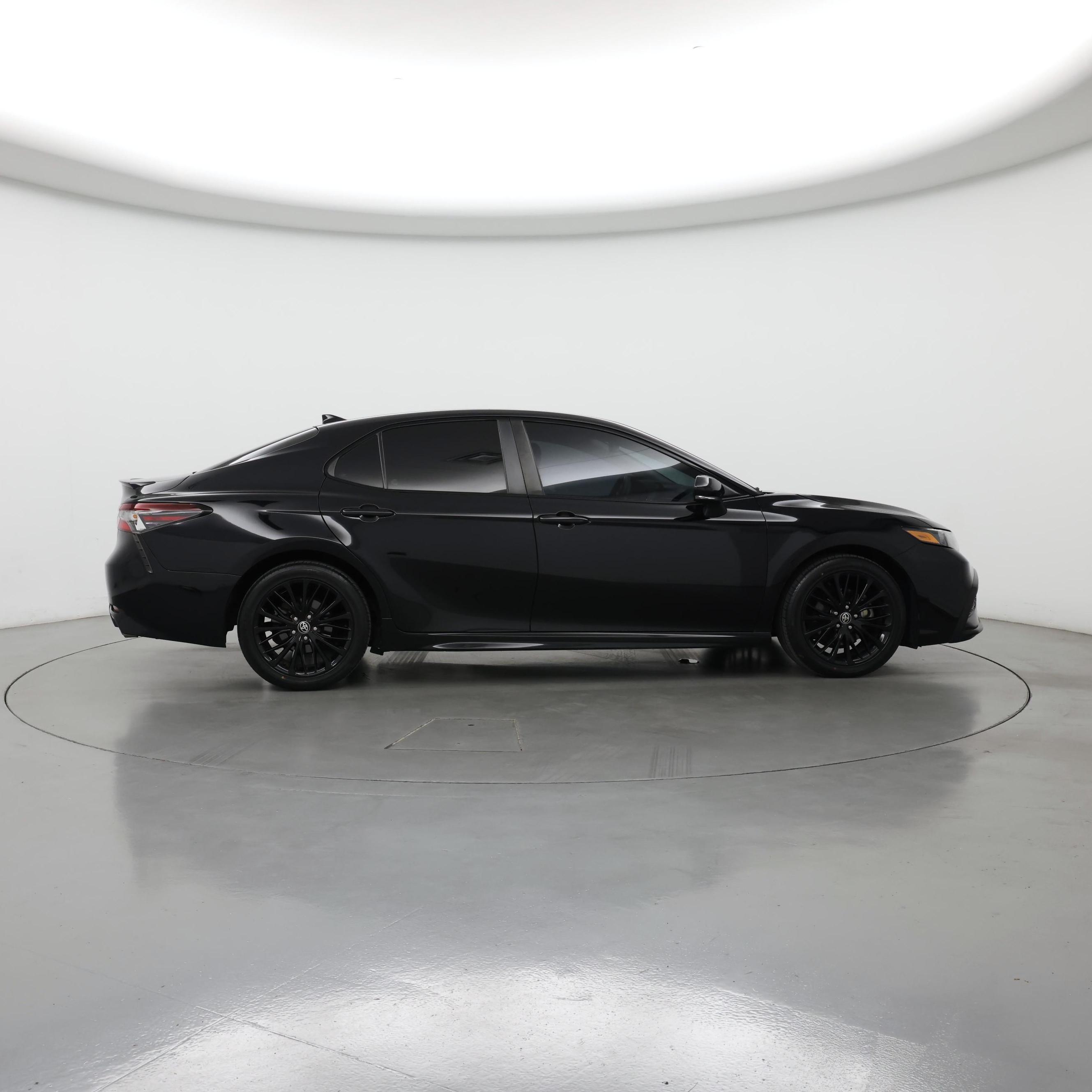 Thumbnail: 2021 Toyota Camry - 7