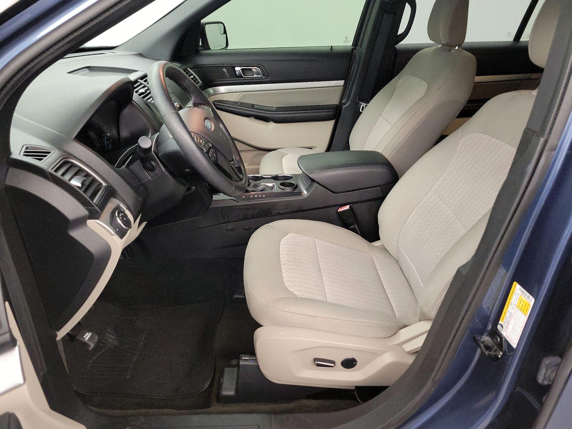 Thumbnail: 2018 Ford Explorer - 11