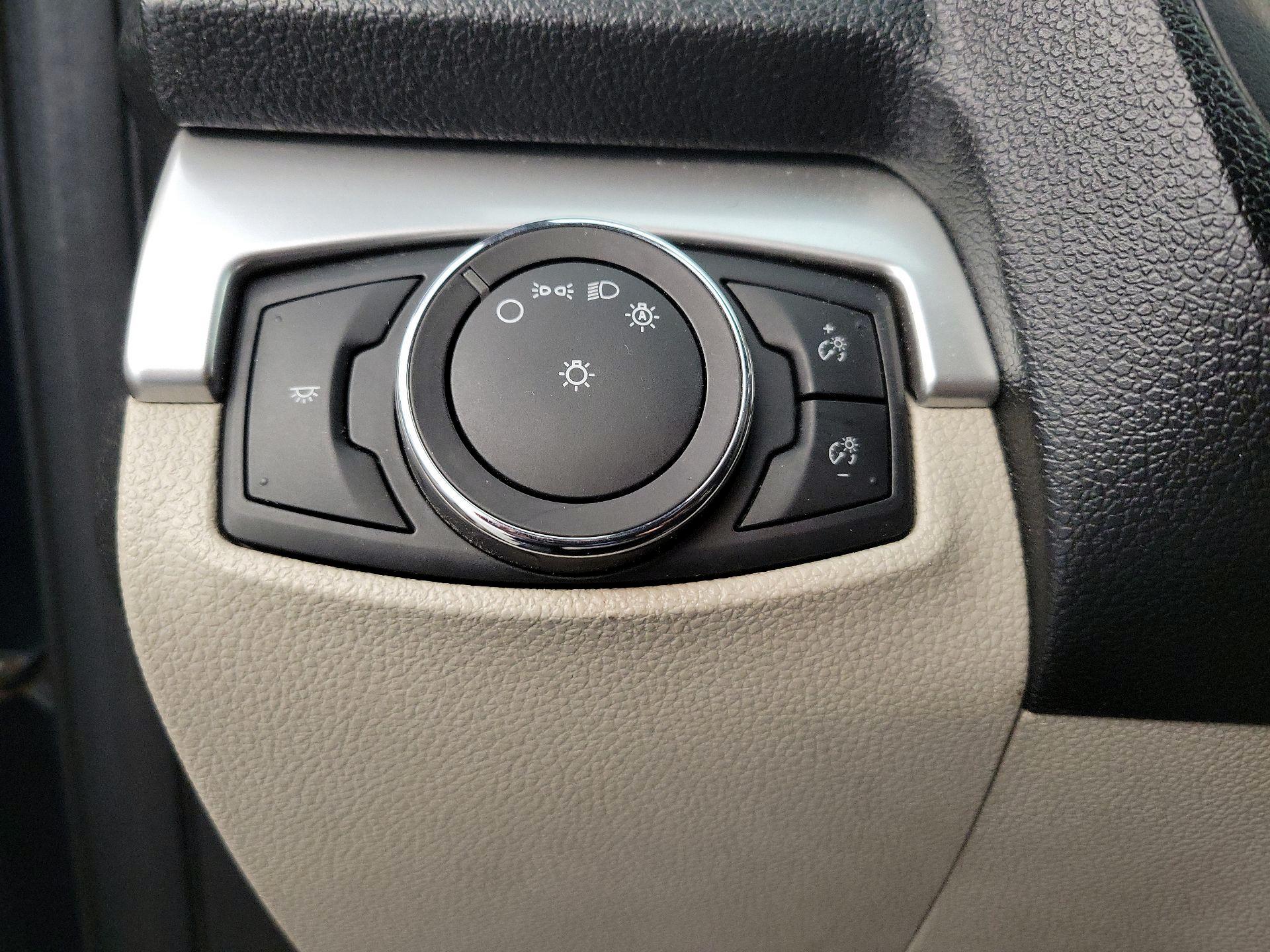 Thumbnail: 2018 Ford Explorer - 13