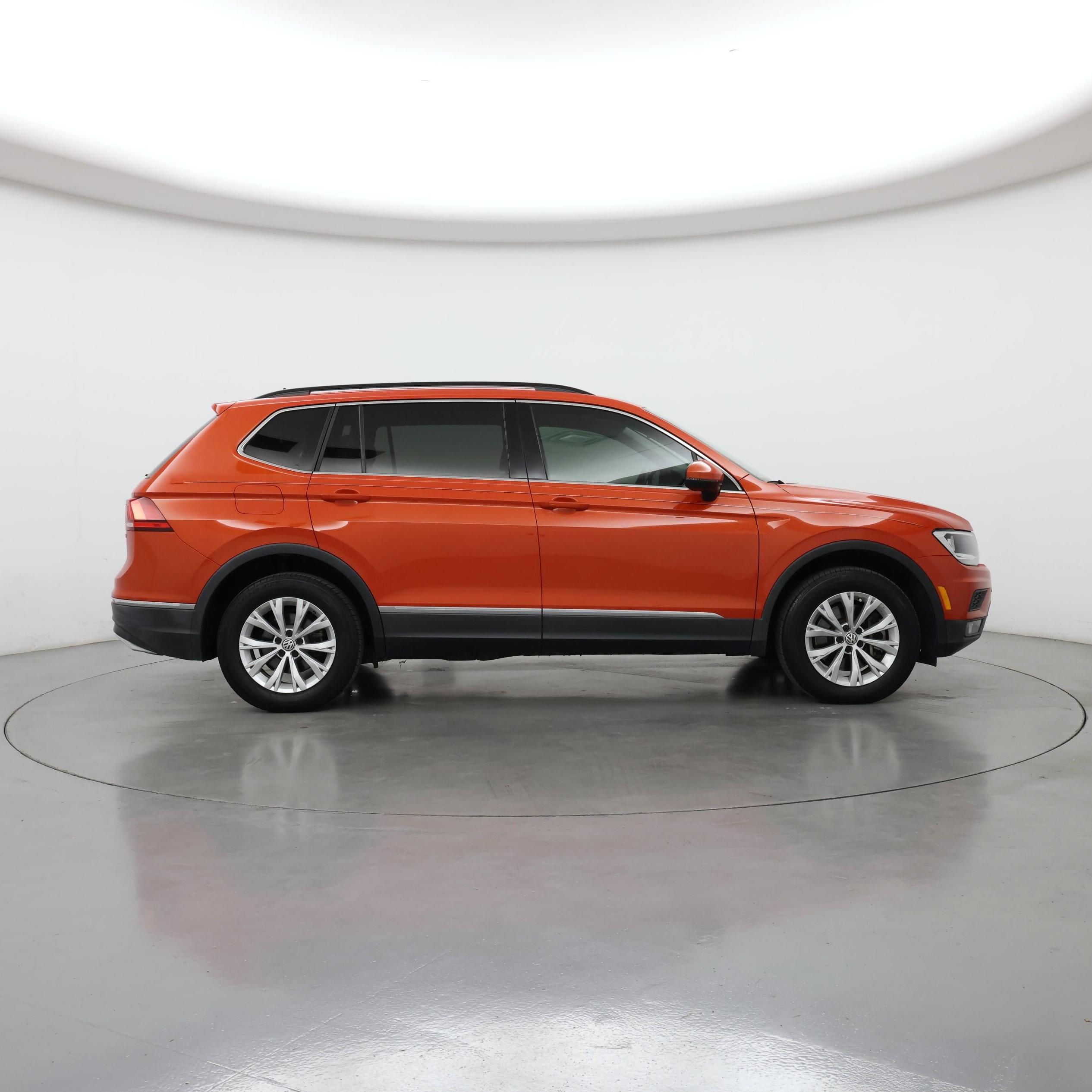 Thumbnail: 2018 Volkswagen Tiguan - 7