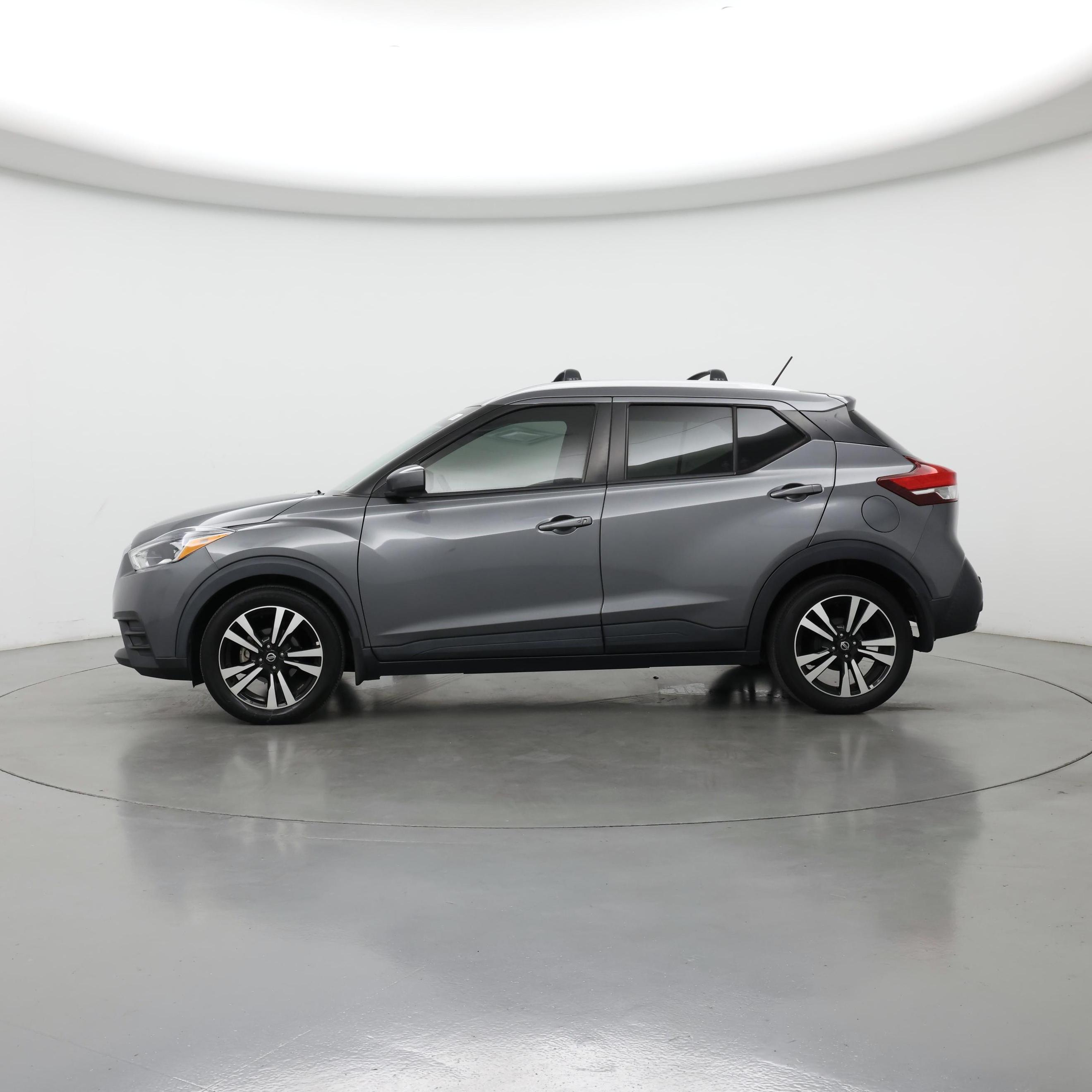 Thumbnail: 2020 Nissan Kicks - 3