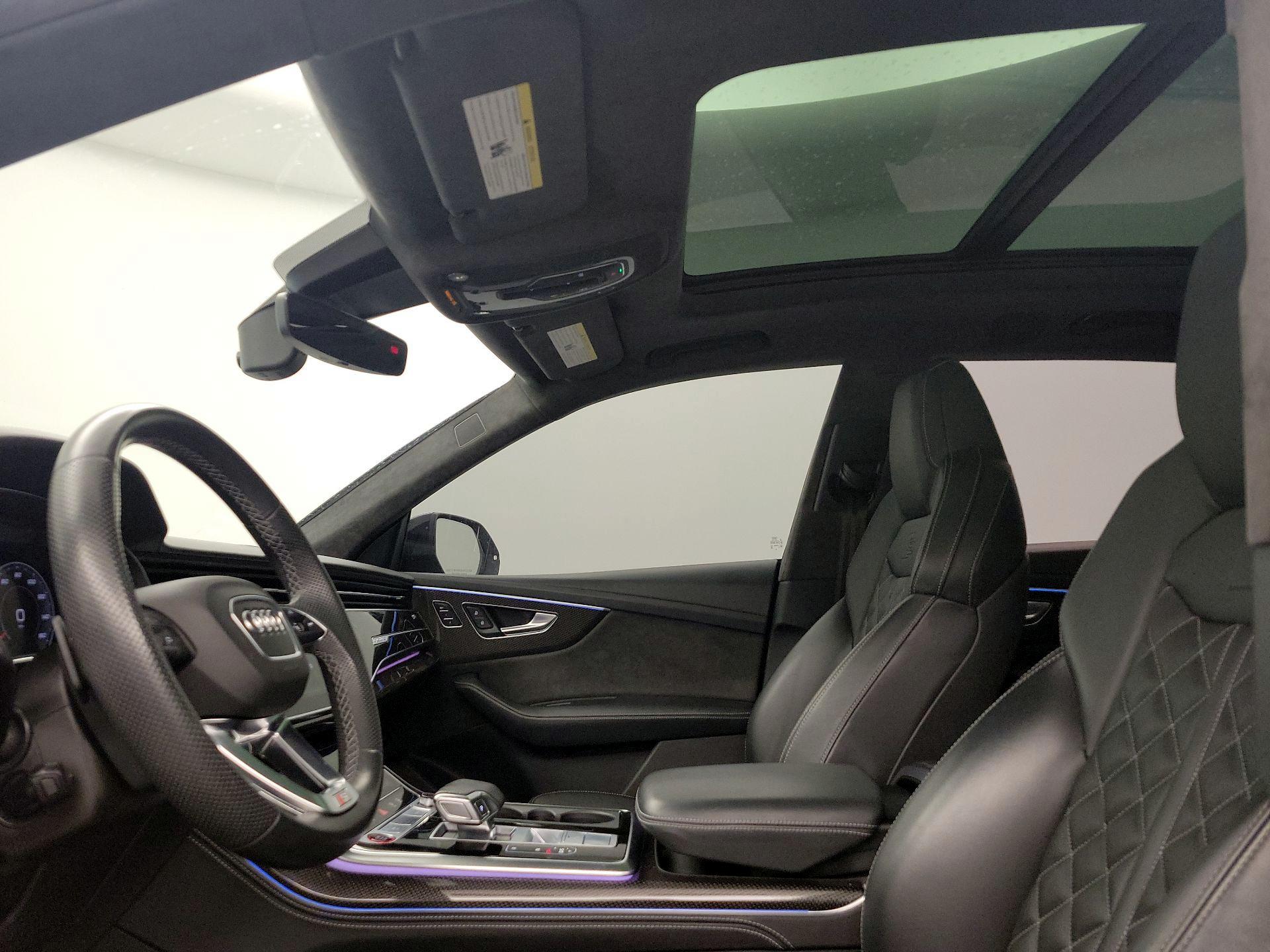 Thumbnail: 2021 Audi SQ8 - 20