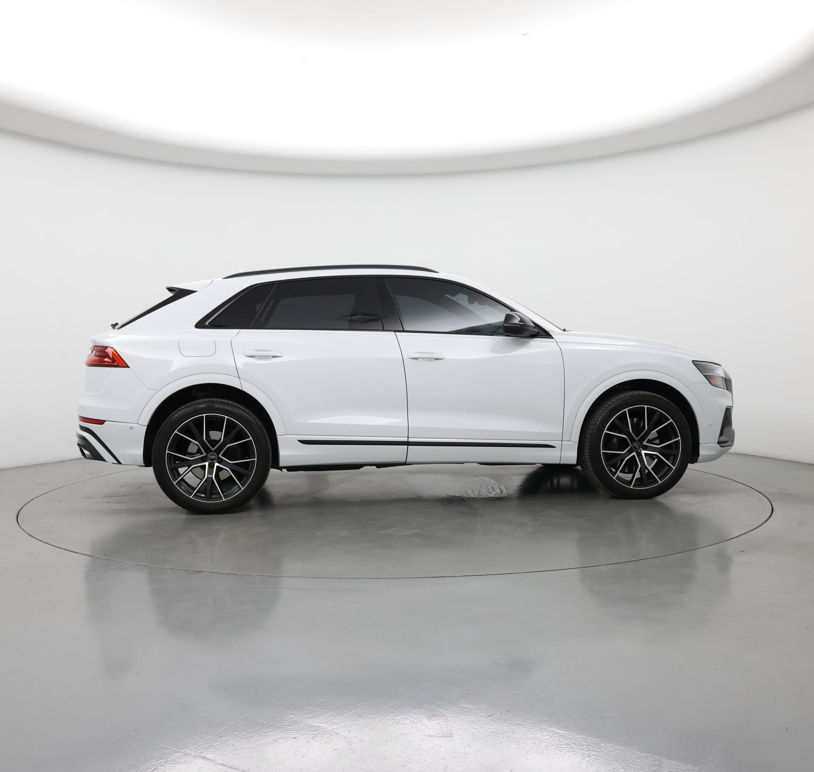 Thumbnail: 2021 Audi SQ8 - 7