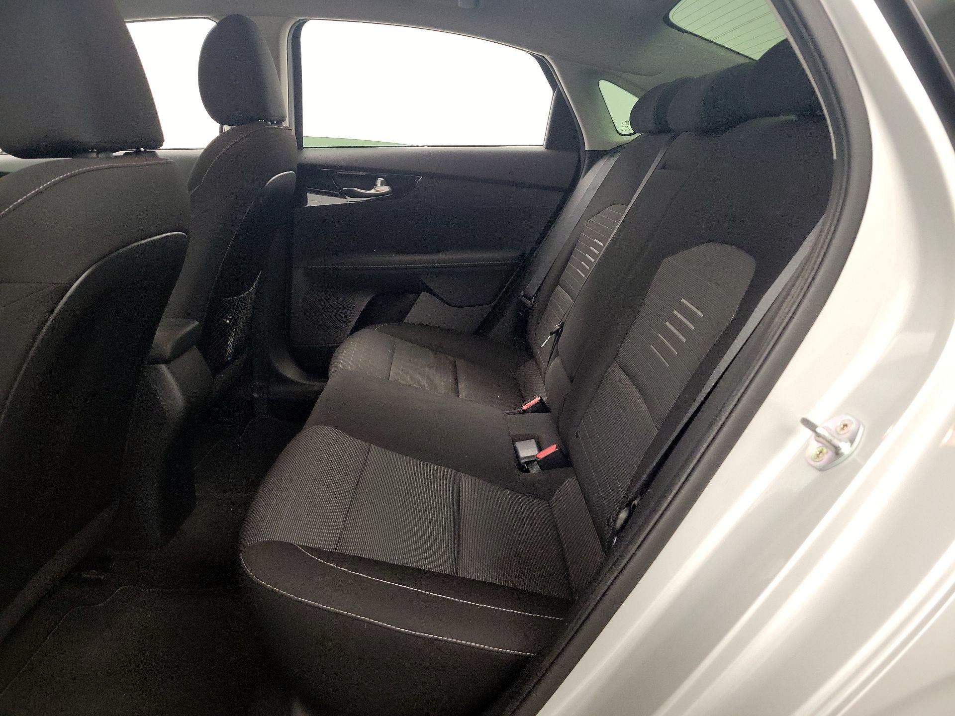 Thumbnail: 2019 Kia Forte - 19