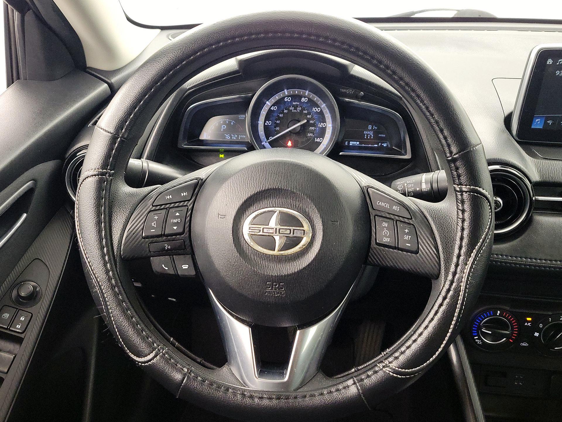 Thumbnail: 2016 Scion iA - 10