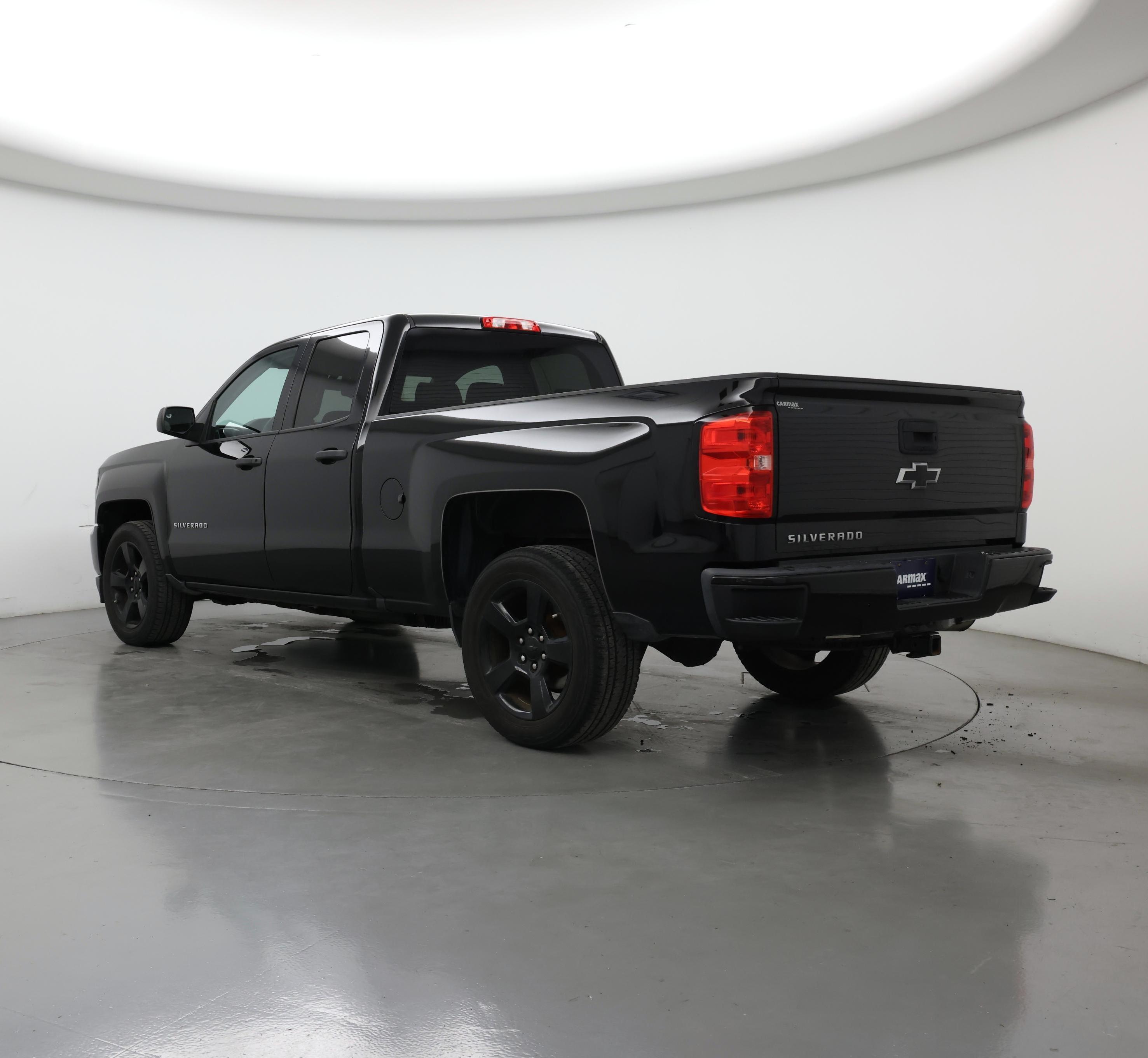 Thumbnail: 2017 Chevrolet Silverado 1500 - 2