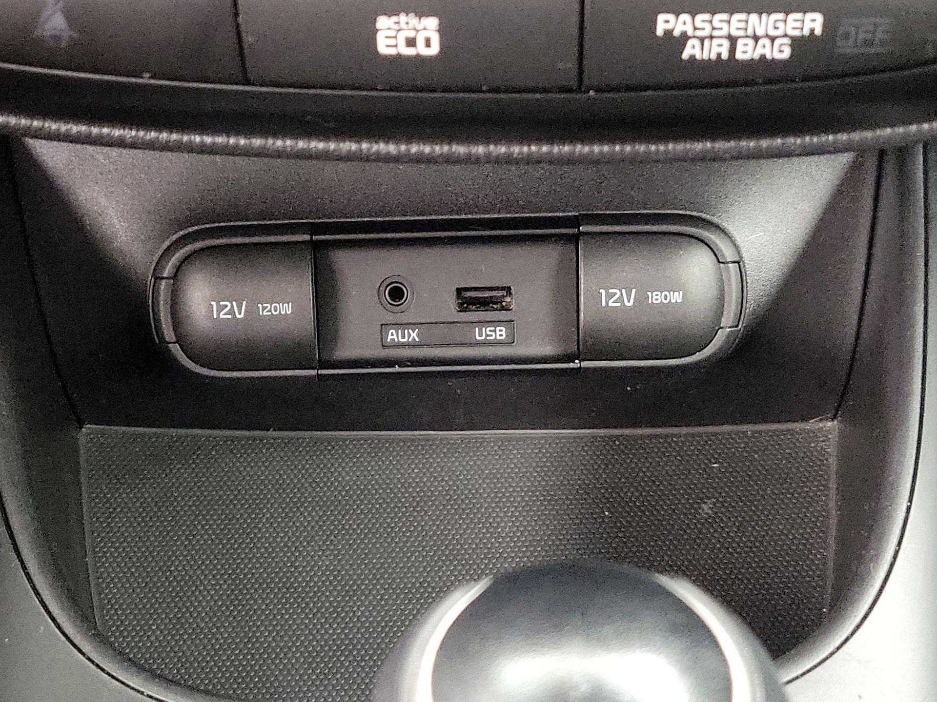Thumbnail: 2014 Kia Soul - 17