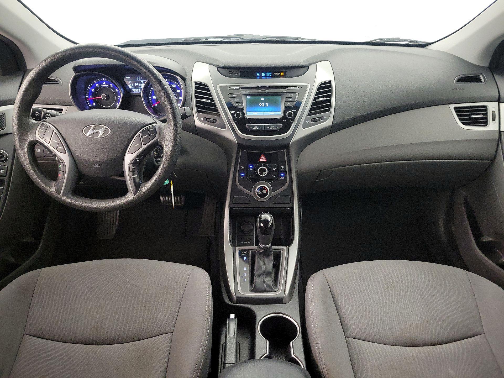 Thumbnail: 2015 Hyundai Elantra - 9