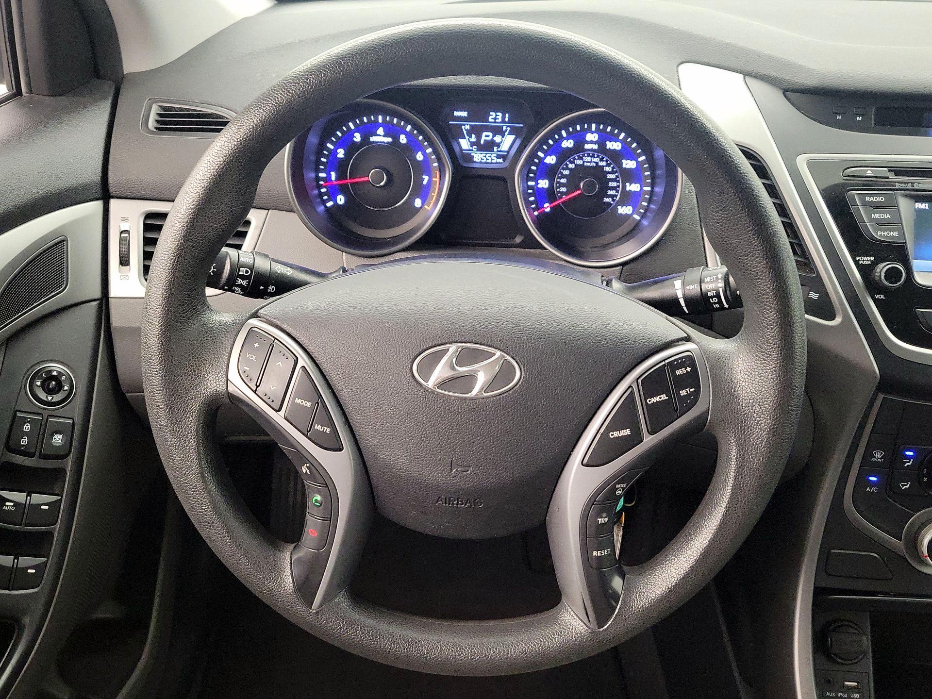 Thumbnail: 2015 Hyundai Elantra - 10