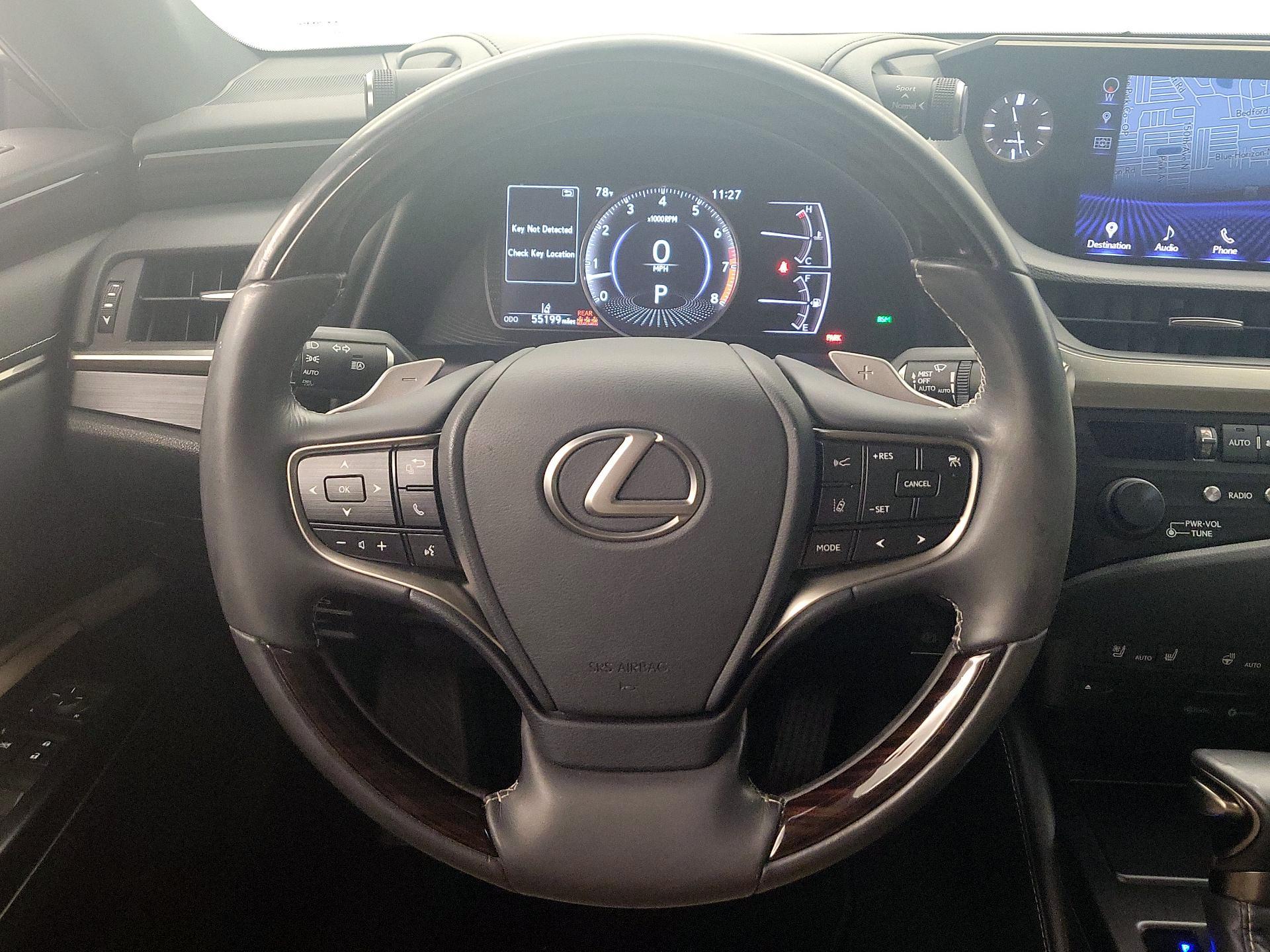 Thumbnail: 2019 Lexus ES - 10