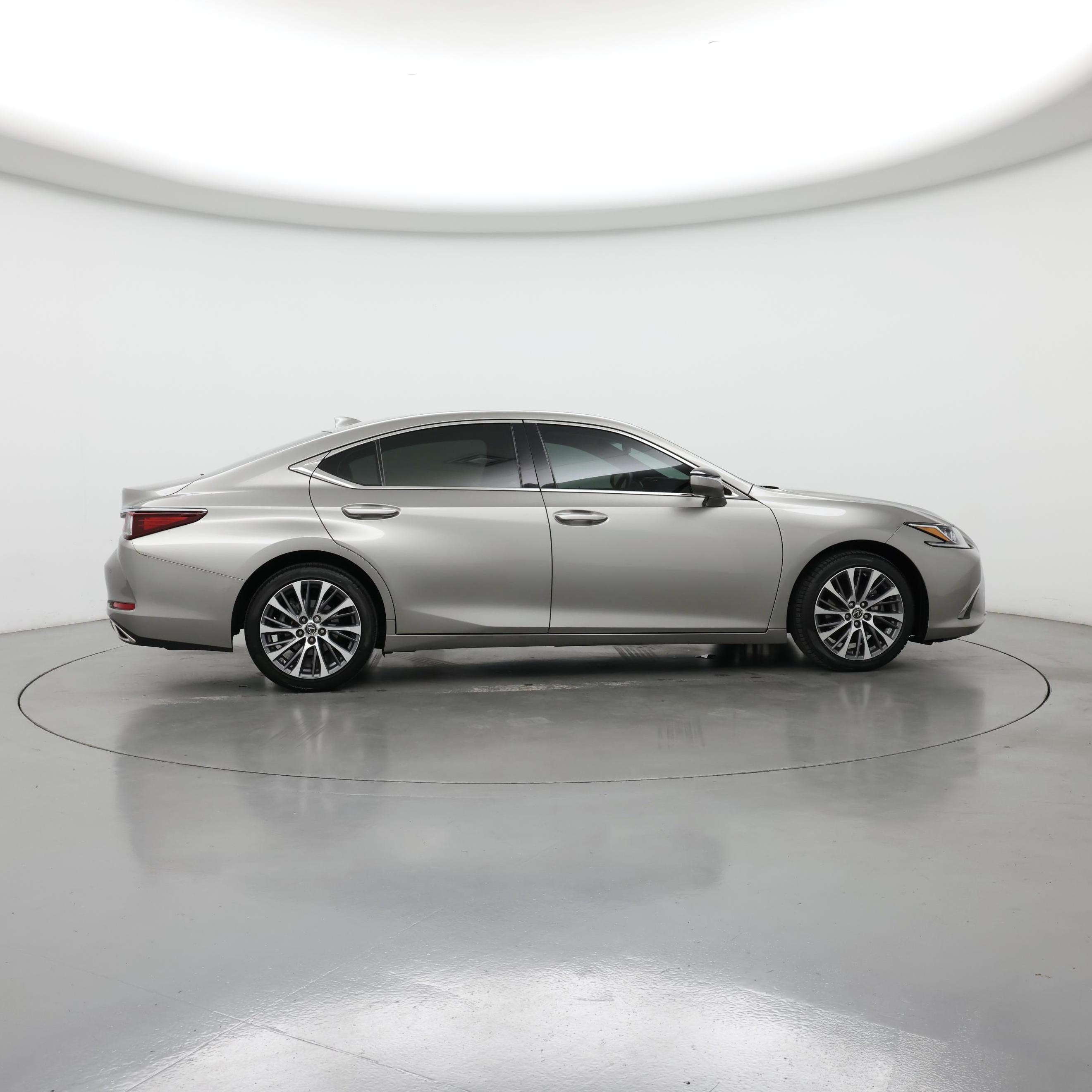 Thumbnail: 2019 Lexus ES - 7