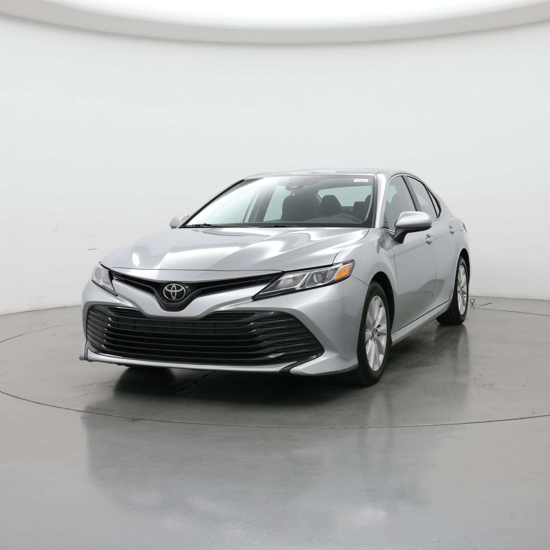 Thumbnail: 2019 Toyota Camry - 4