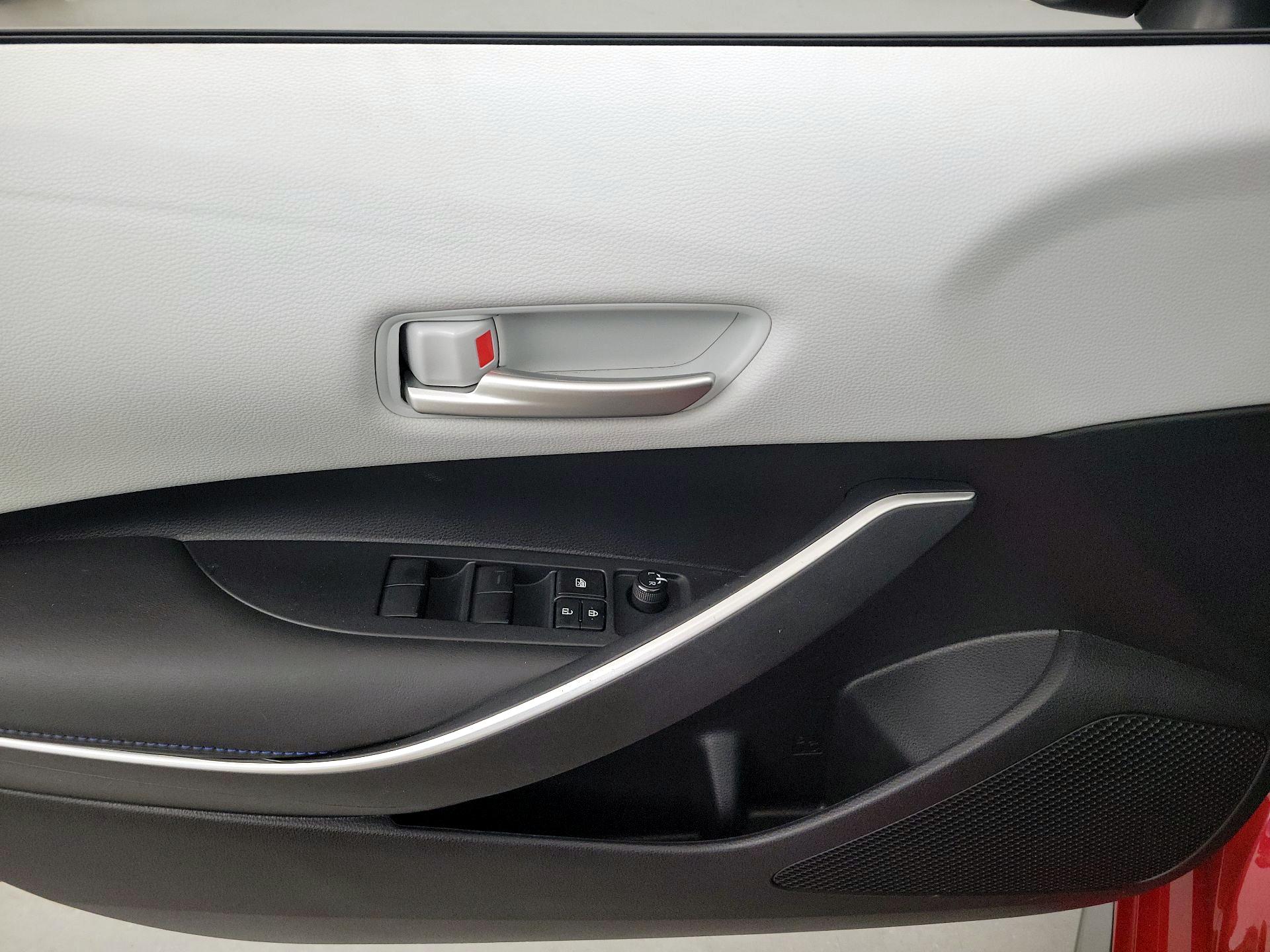 Thumbnail: 2021 Toyota Corolla - 12