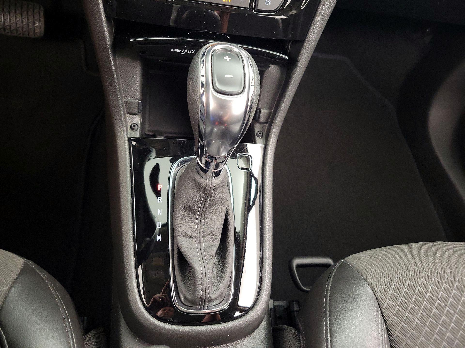 Thumbnail: 2020 Buick Encore - 17