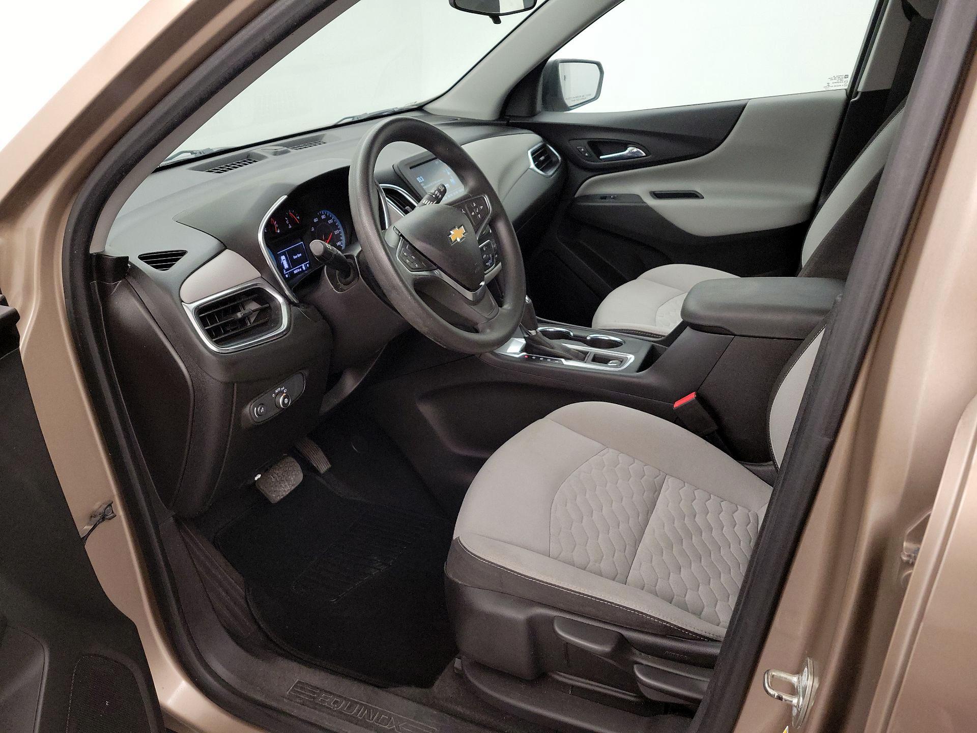Thumbnail: 2018 Chevrolet Equinox - 11