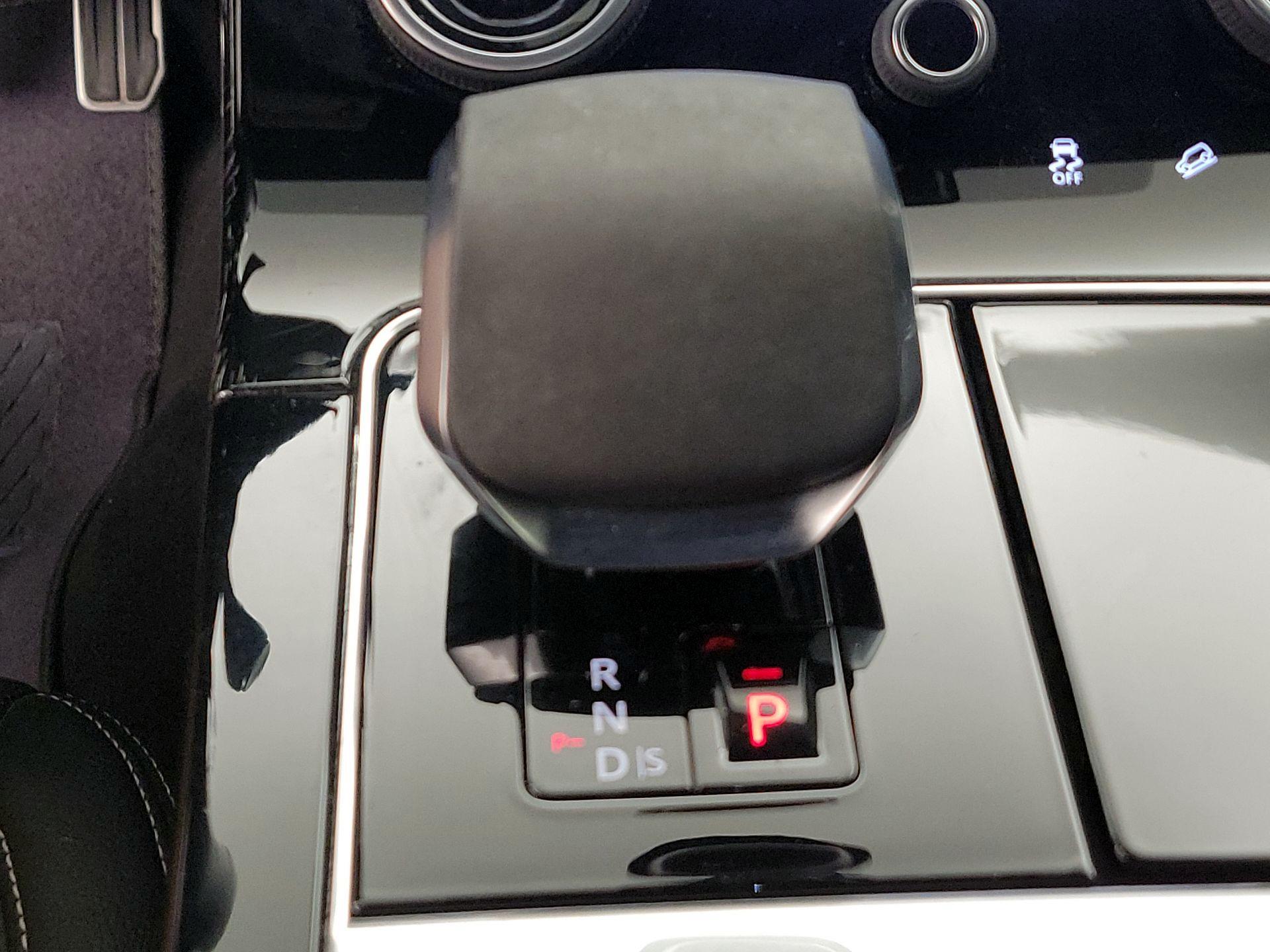Thumbnail: 2023 Land Rover Range Rover Velar - 18