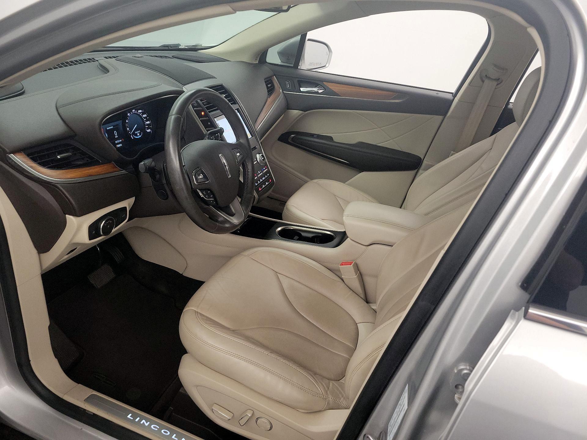Thumbnail: 2018 Lincoln MKC - 11