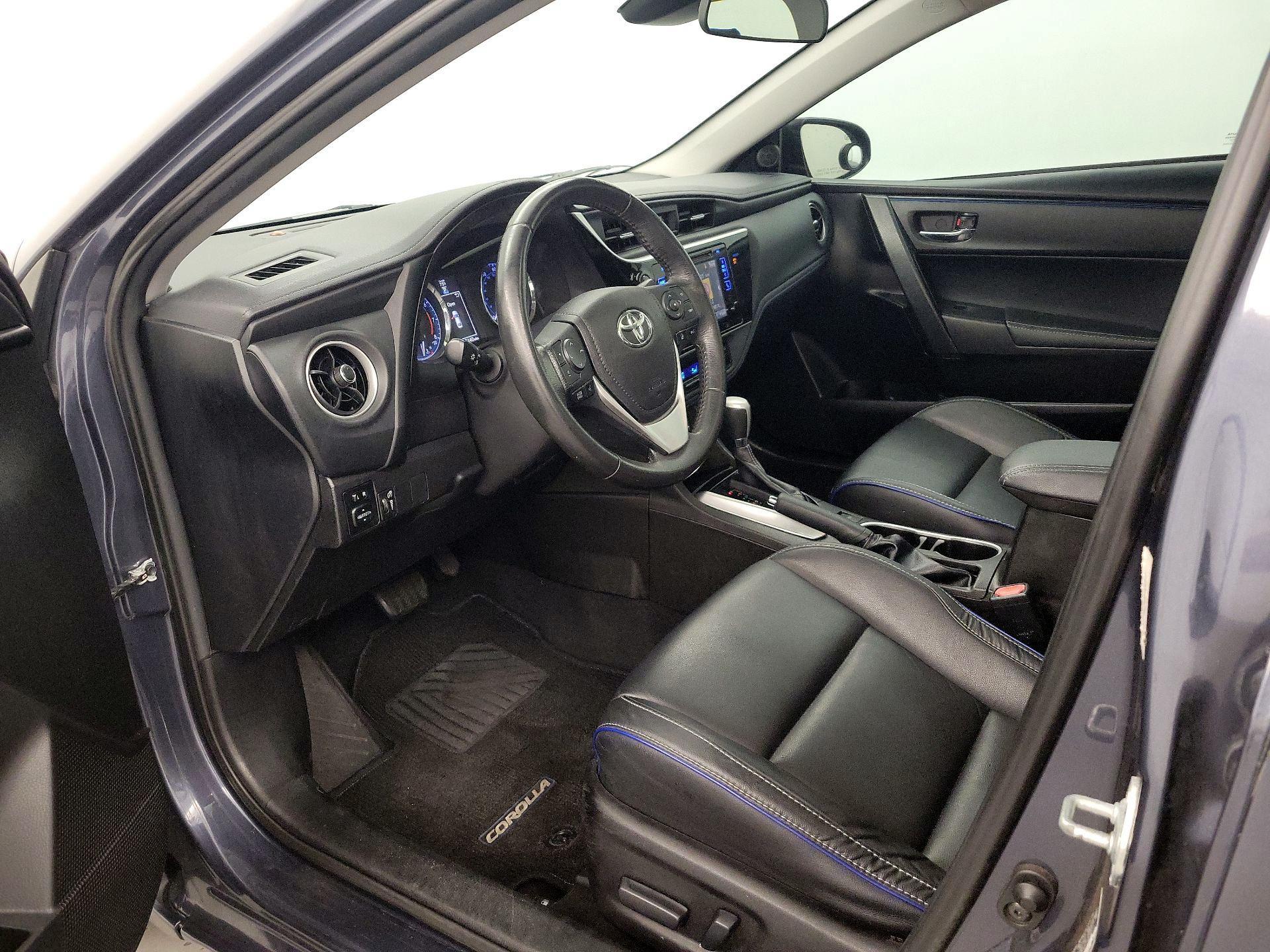 Thumbnail: 2018 Toyota Corolla - 11