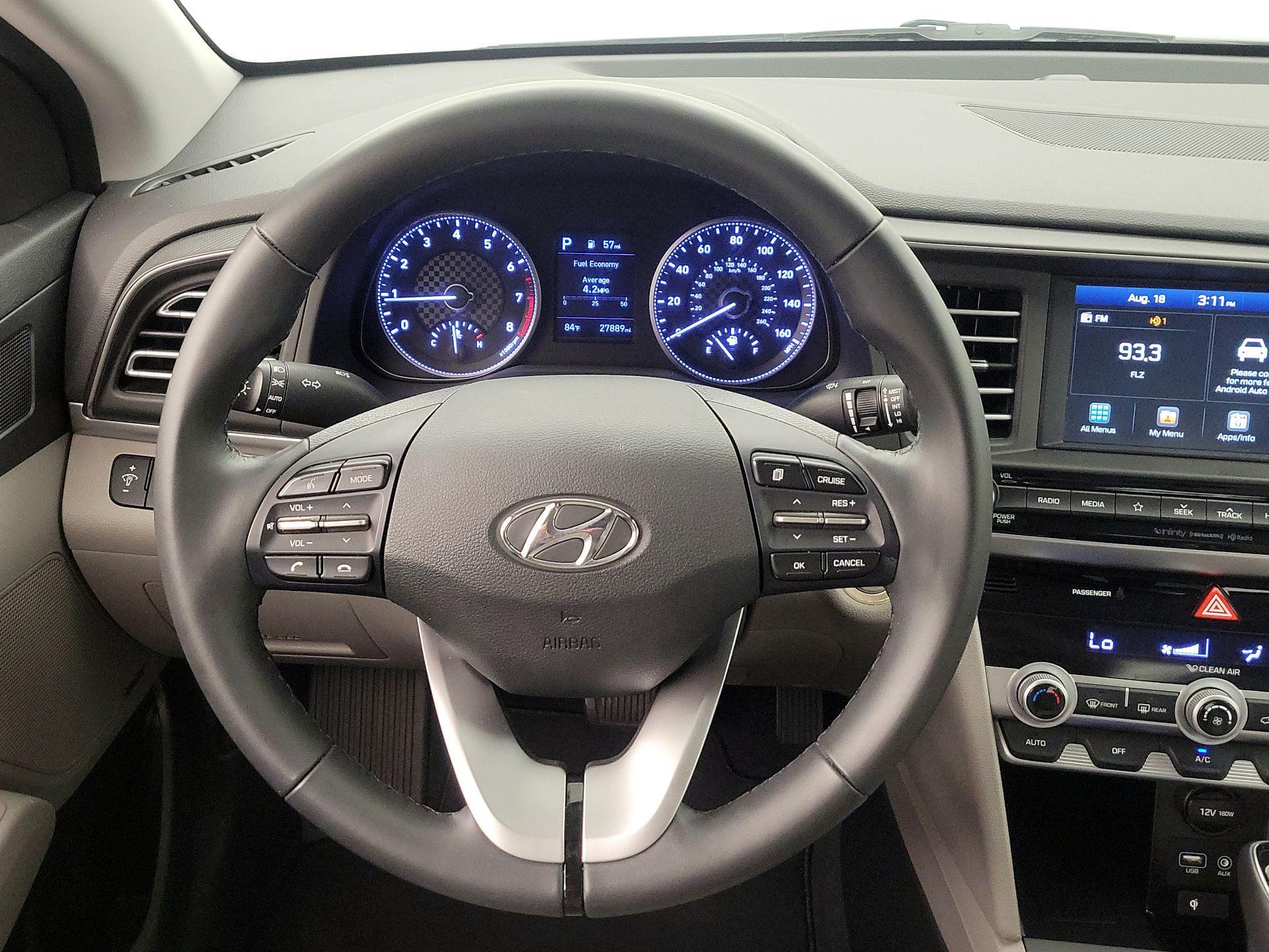Thumbnail: 2020 Hyundai Elantra - 10
