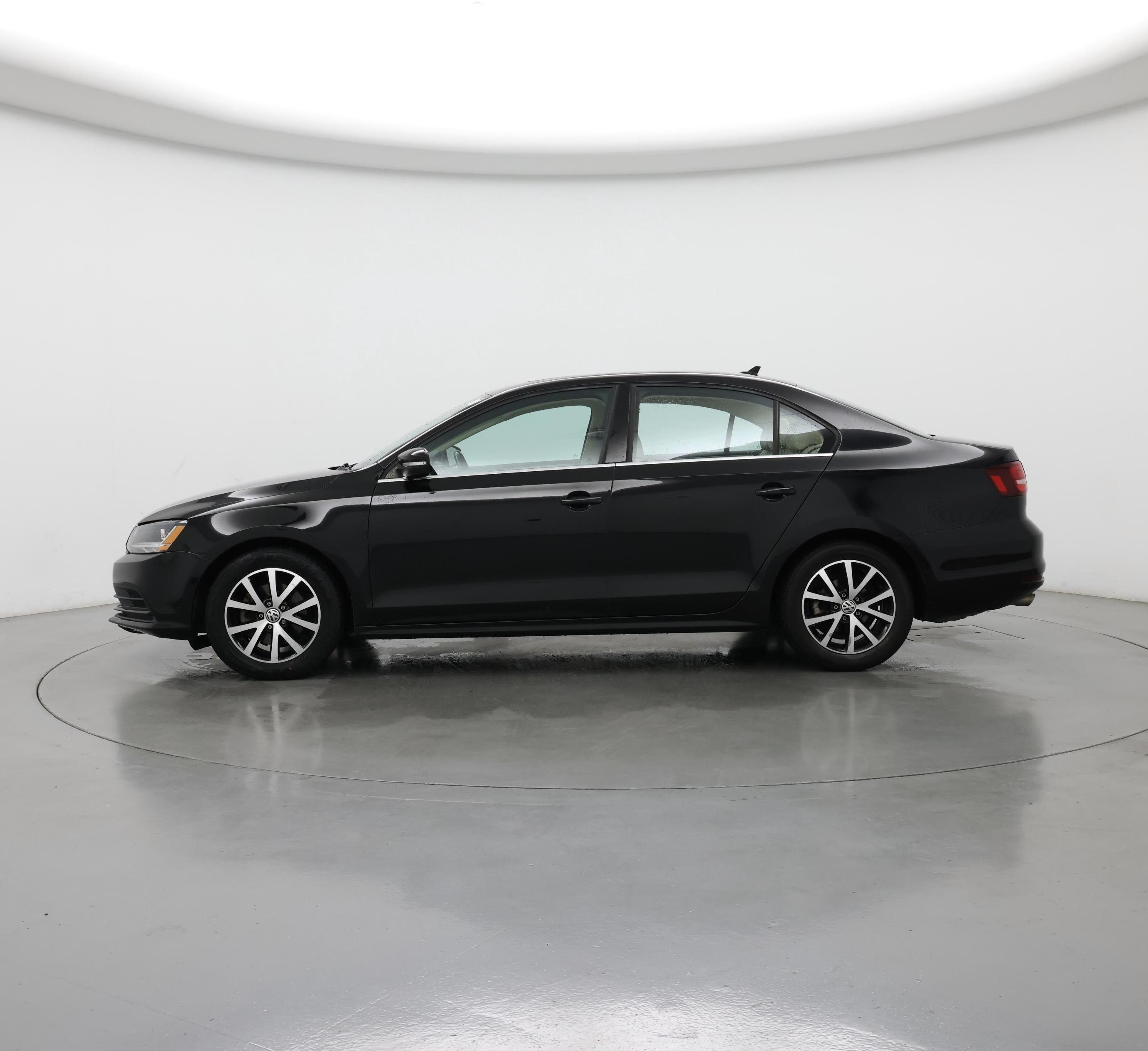Thumbnail: 2017 Volkswagen Jetta - 3
