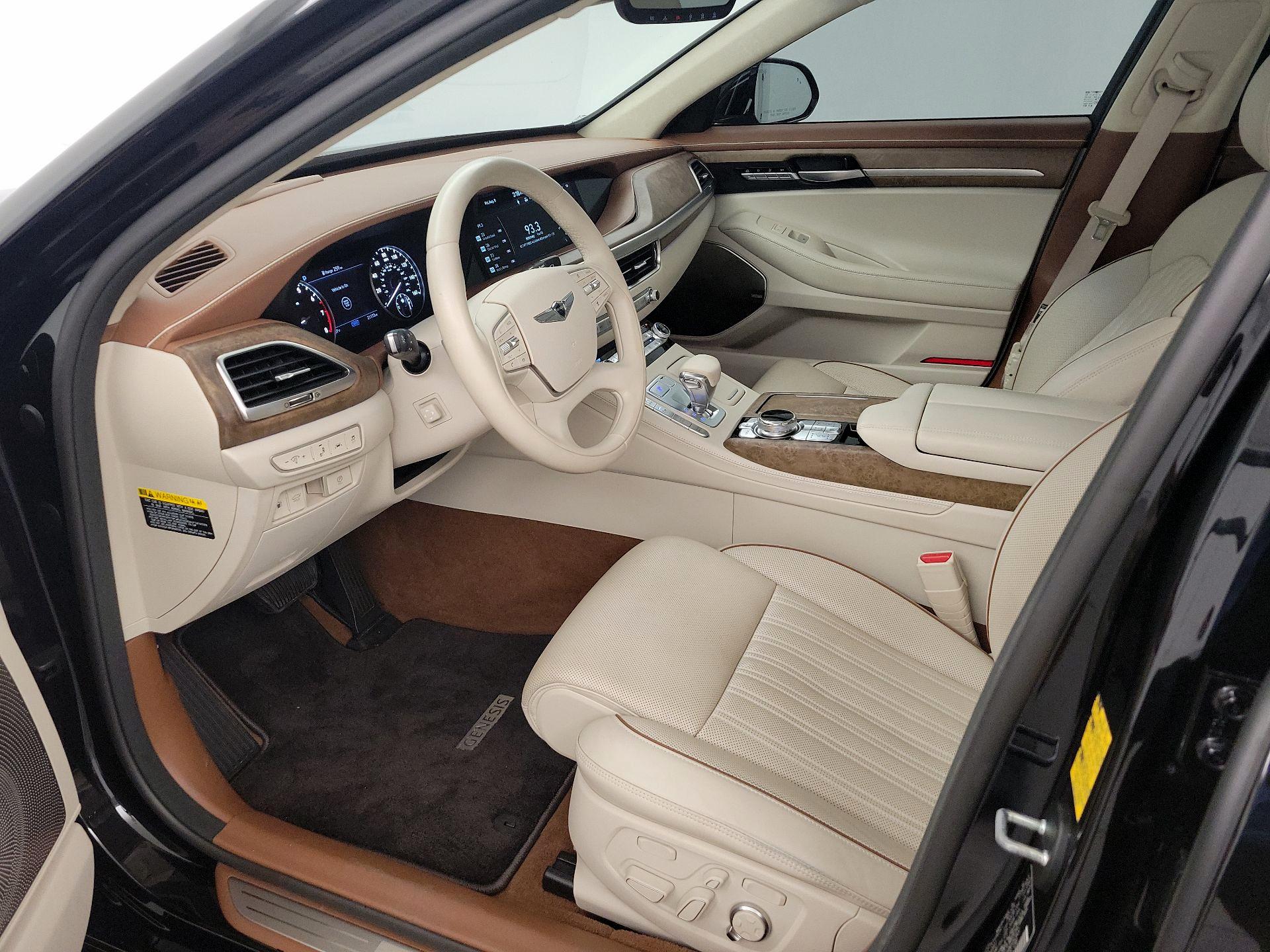 Thumbnail: 2022 Genesis G90 - 11