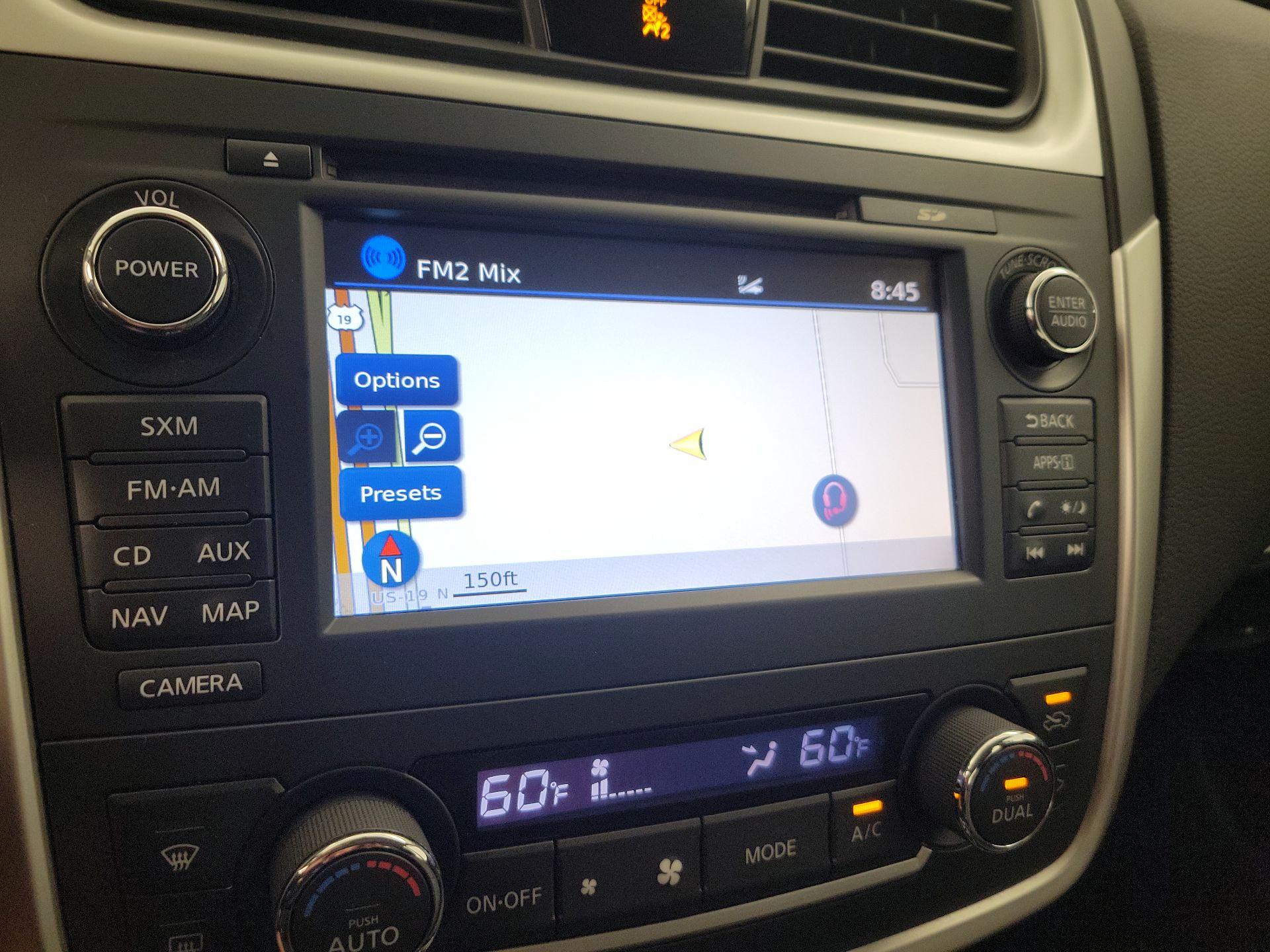 Thumbnail: 2016 Nissan Altima - 14
