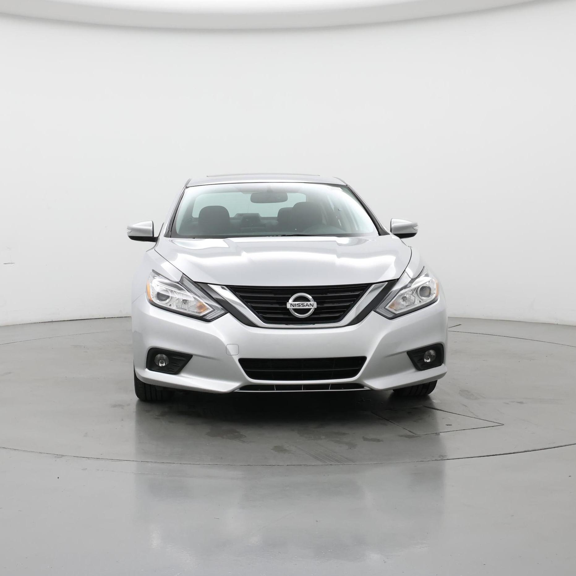 Thumbnail: 2016 Nissan Altima - 5