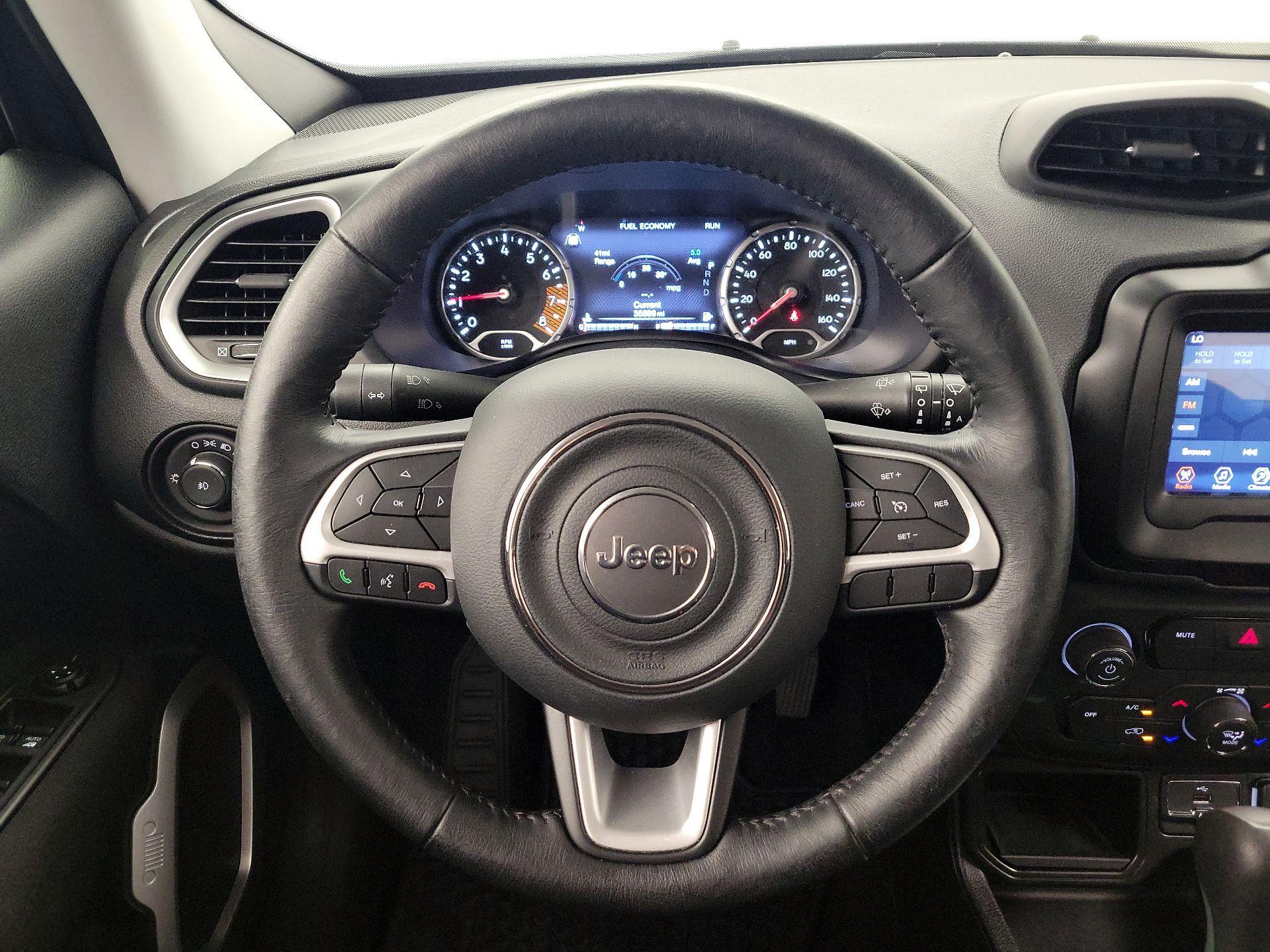 Thumbnail: 2021 Jeep Renegade - 10