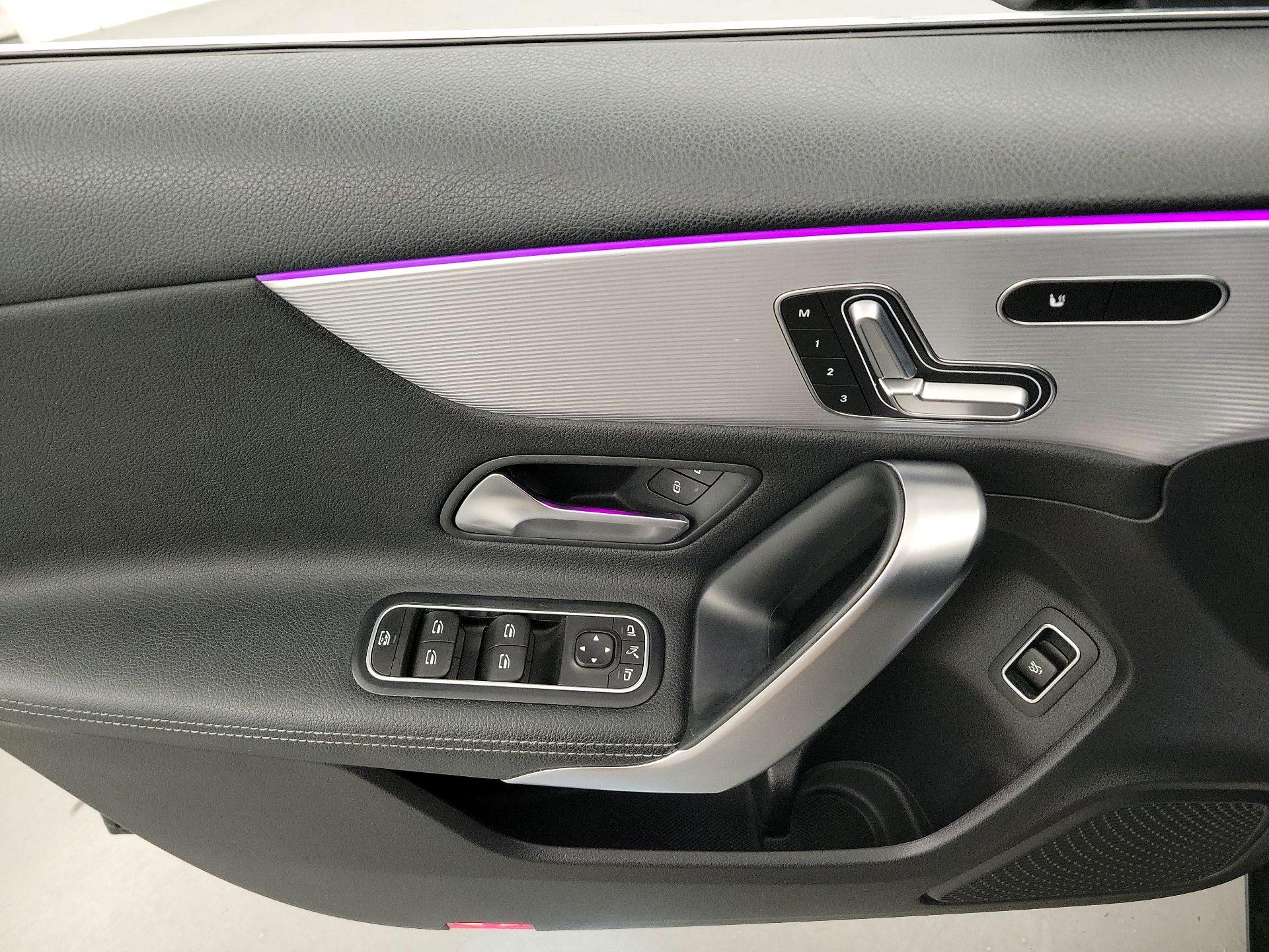 Thumbnail: 2020 Mercedes-Benz A-Class - 12