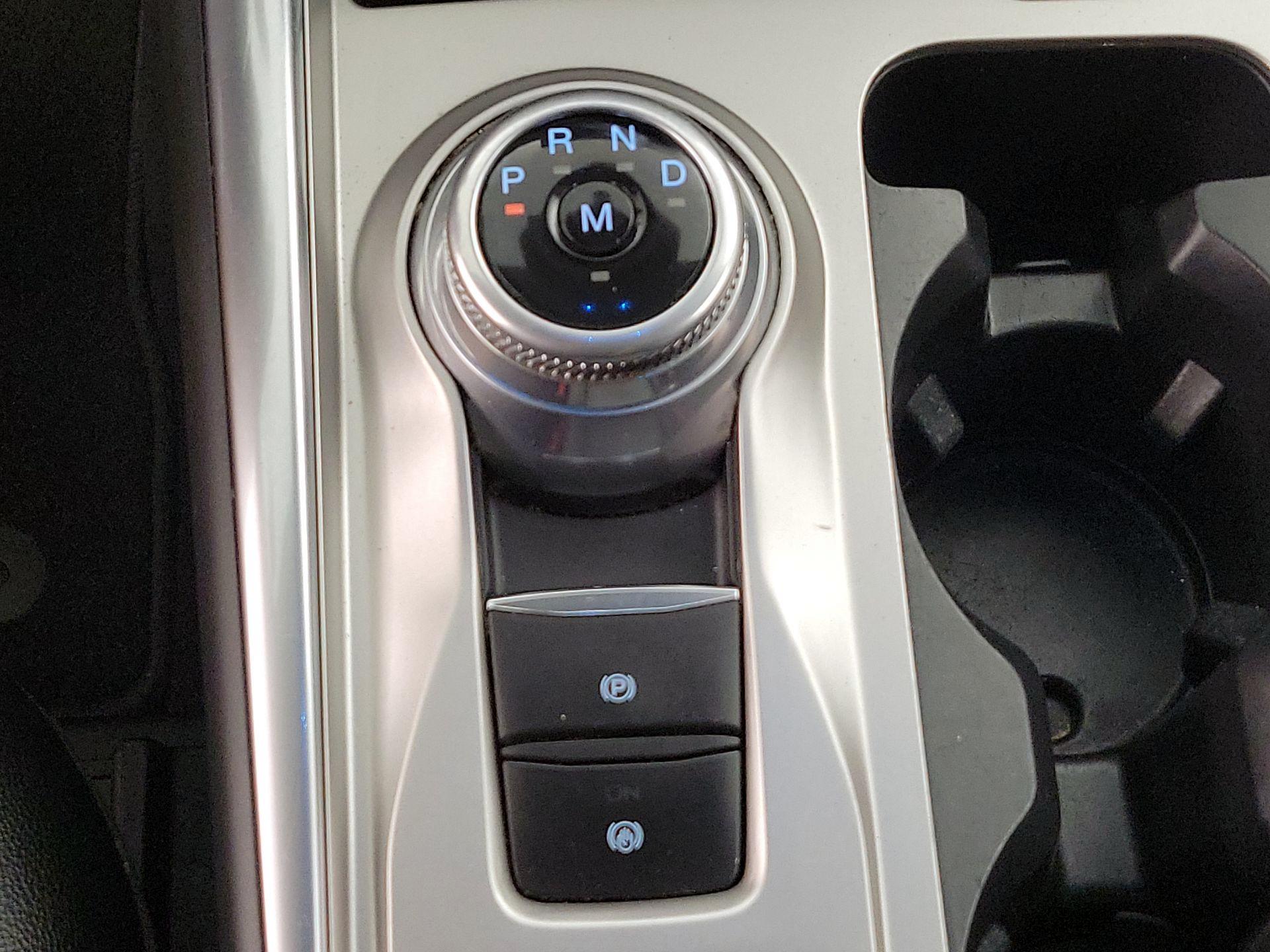 Thumbnail: 2020 Ford Explorer - 17