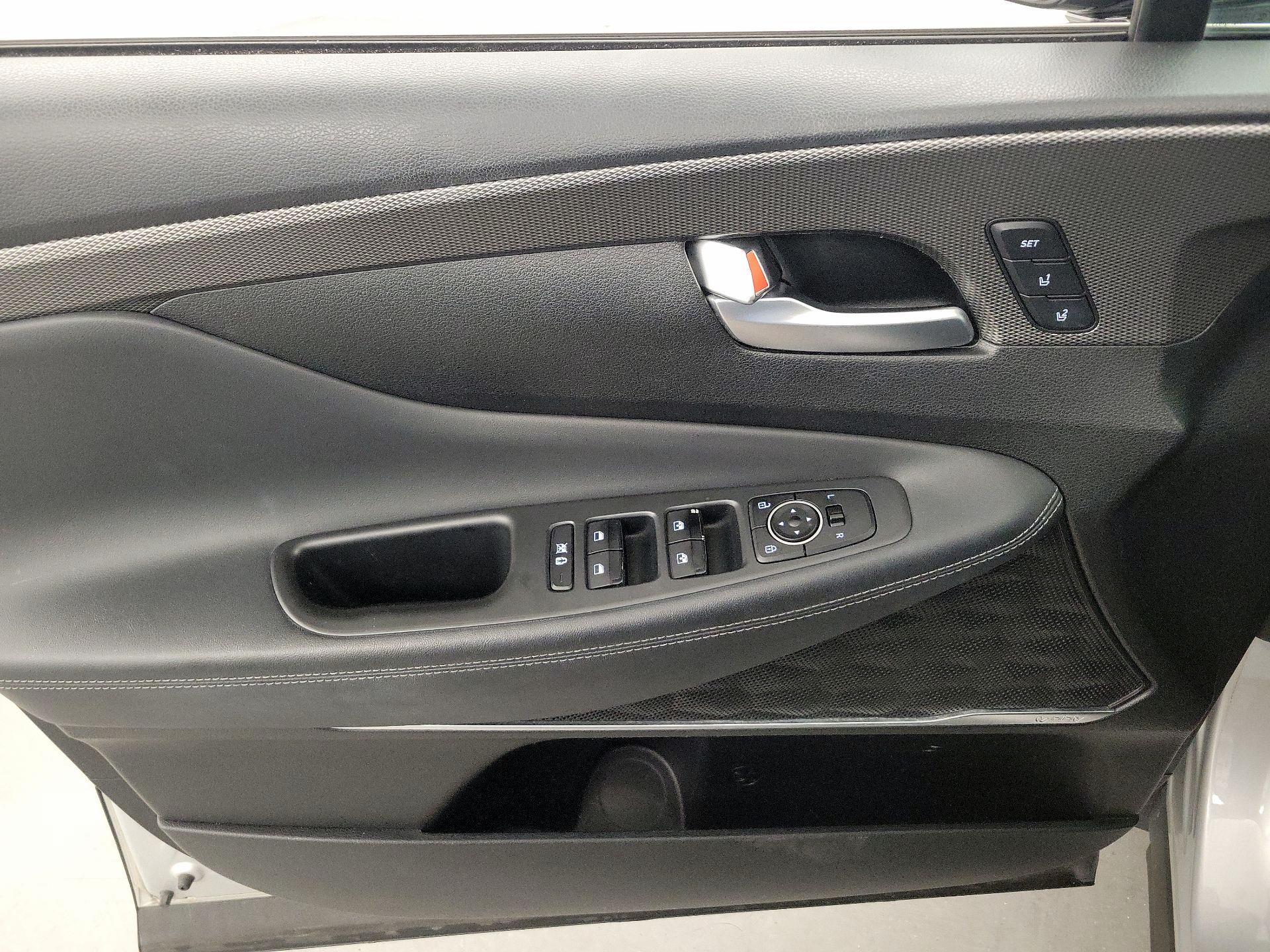 Thumbnail: 2019 Hyundai Santa Fe - 12