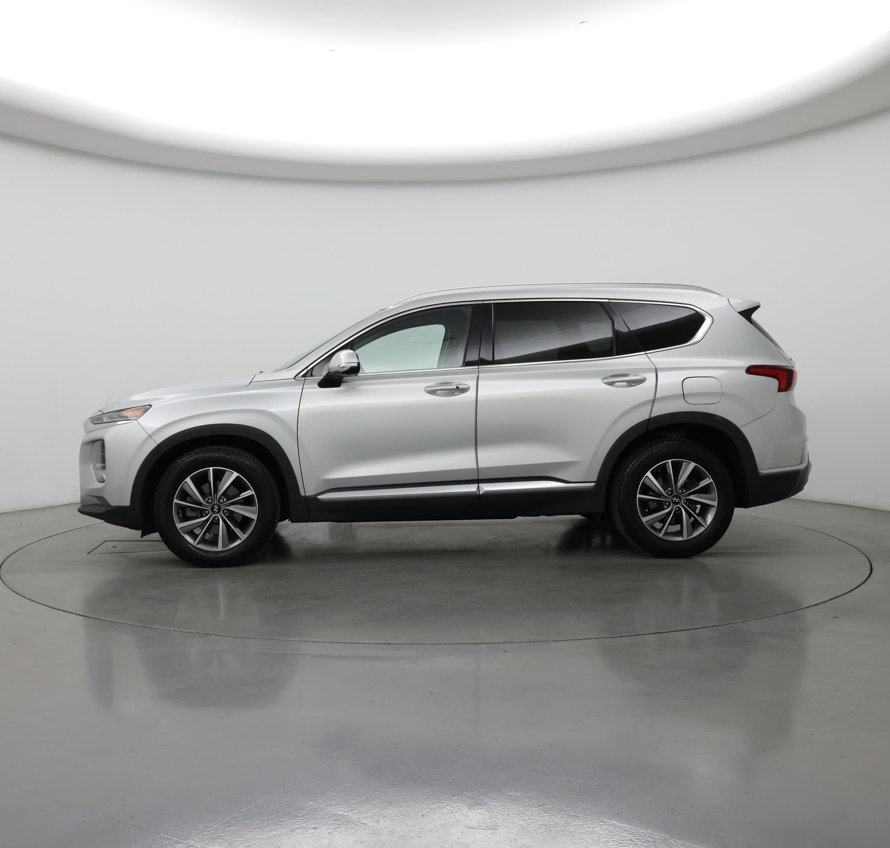 Thumbnail: 2019 Hyundai Santa Fe - 3