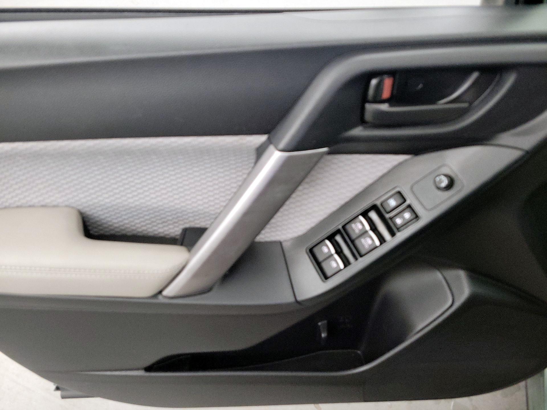Thumbnail: 2018 Subaru Forester - 12