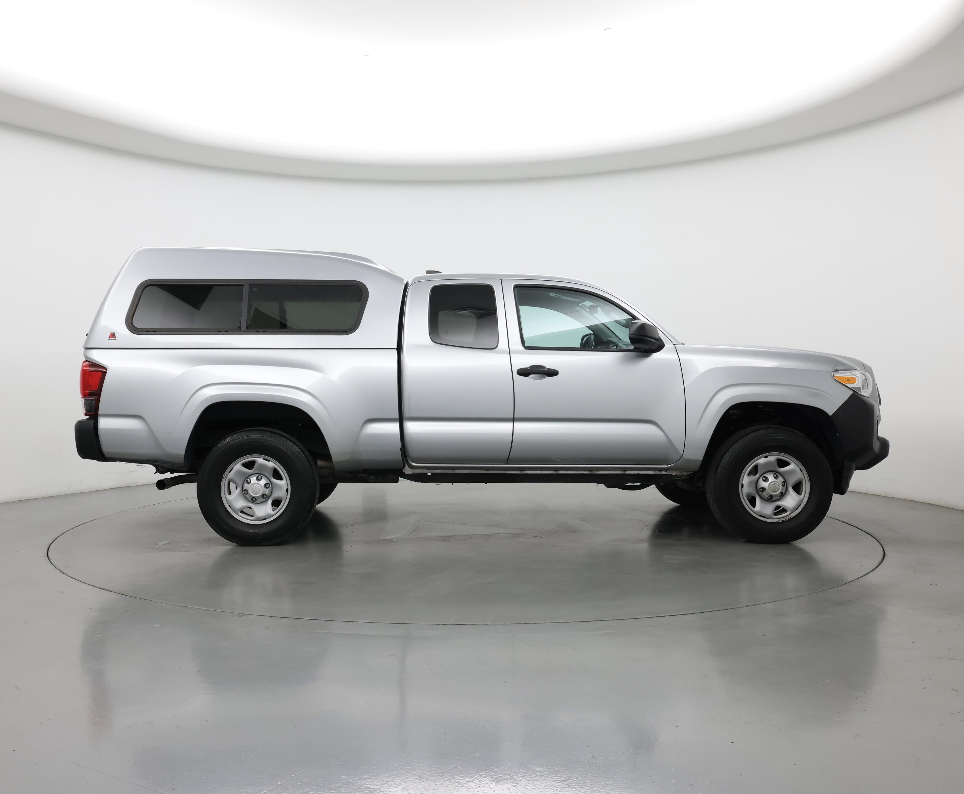 Thumbnail: 2023 Toyota Tacoma - 7