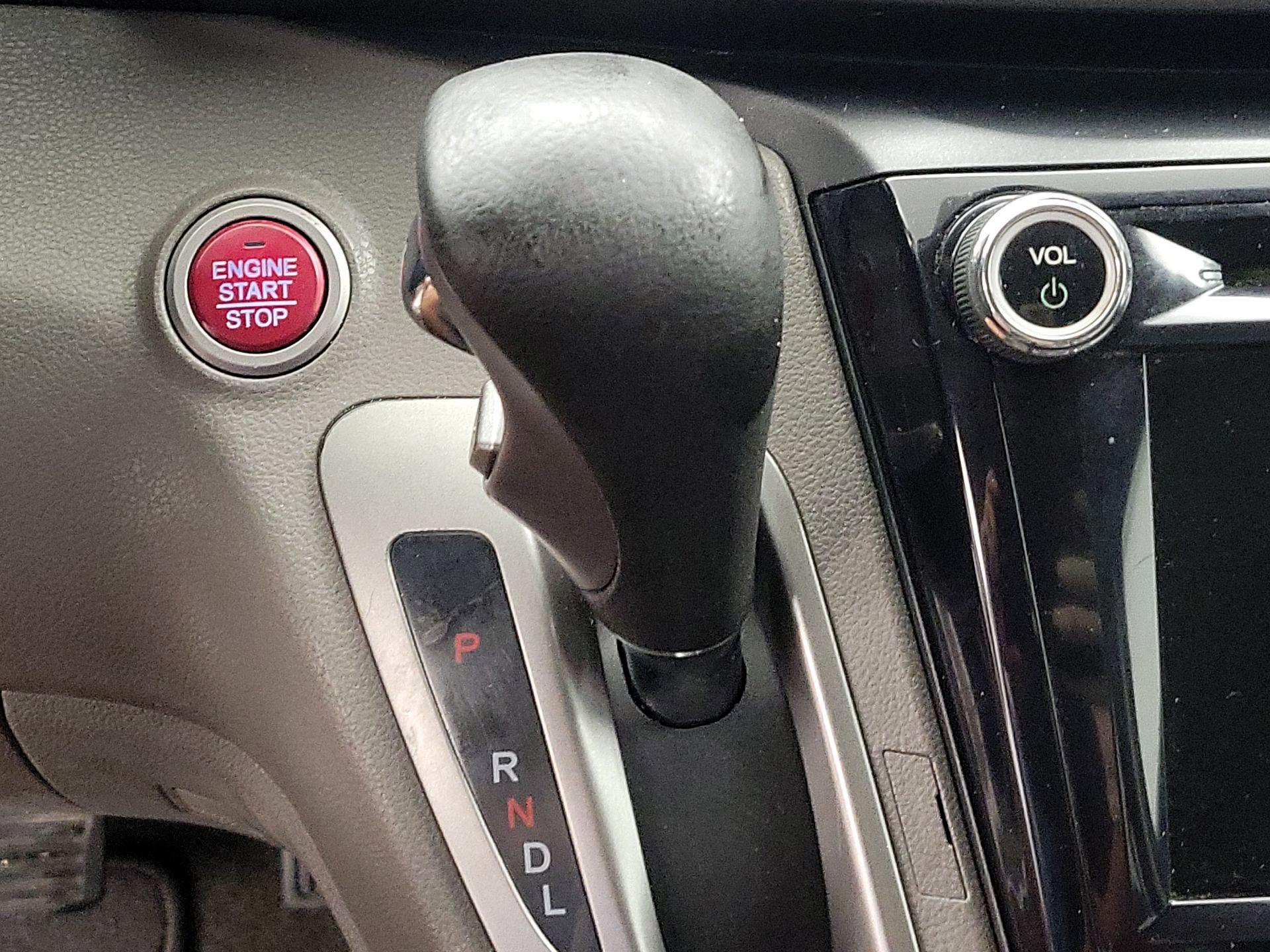 Thumbnail: 2014 Honda Odyssey - 18