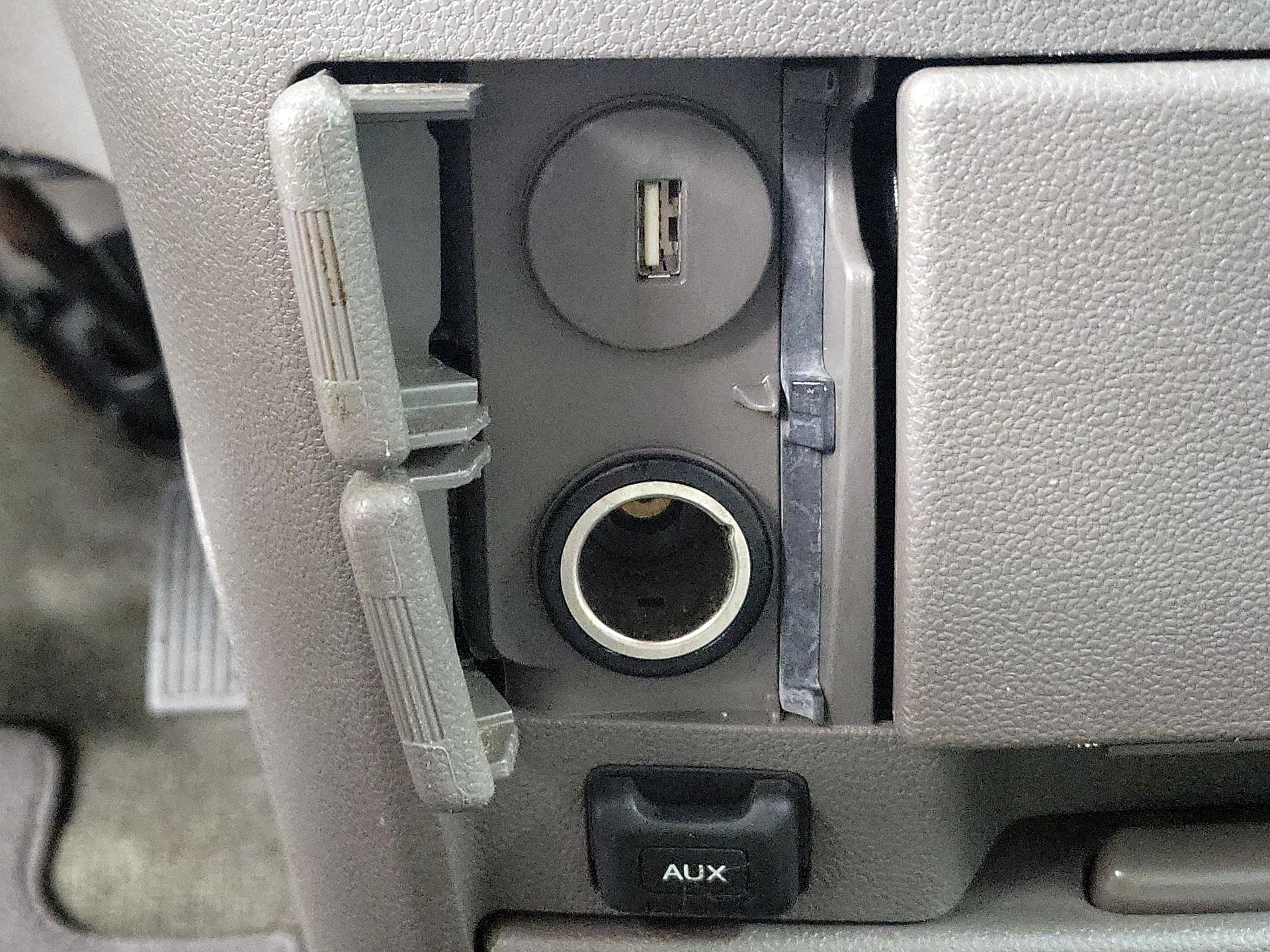 Thumbnail: 2014 Honda Odyssey - 19