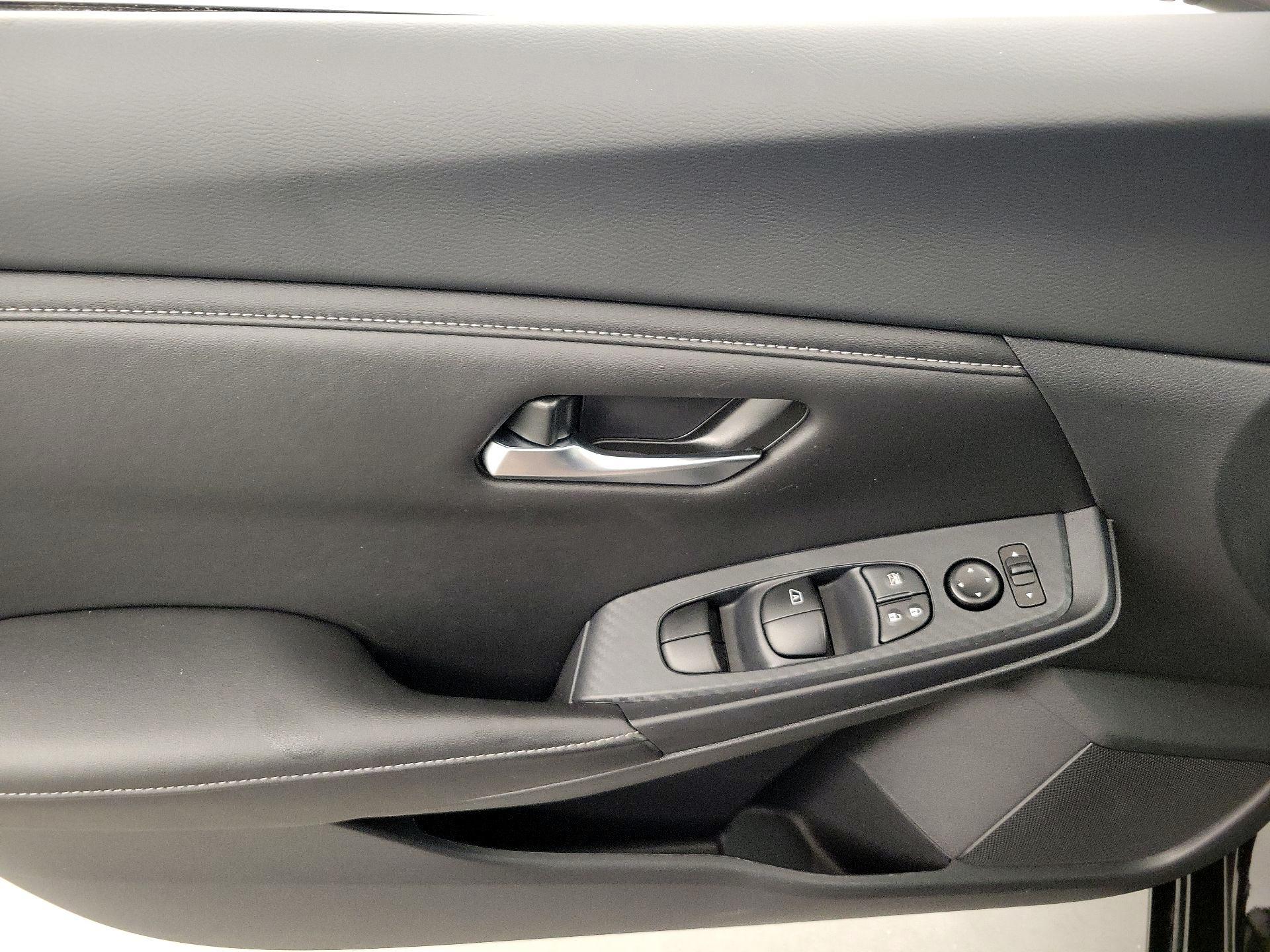 Thumbnail: 2024 Nissan Sentra - 12