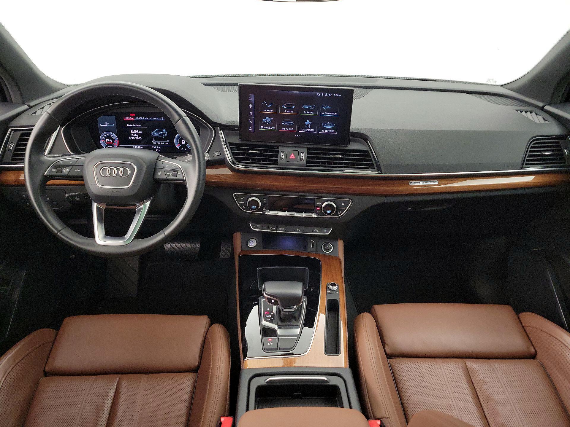 Thumbnail: 2022 Audi Q5 - 9