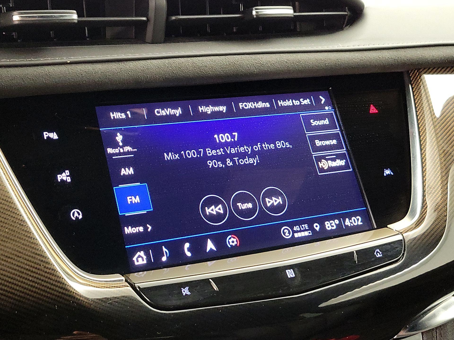 Thumbnail: 2021 Cadillac XT6 - 16