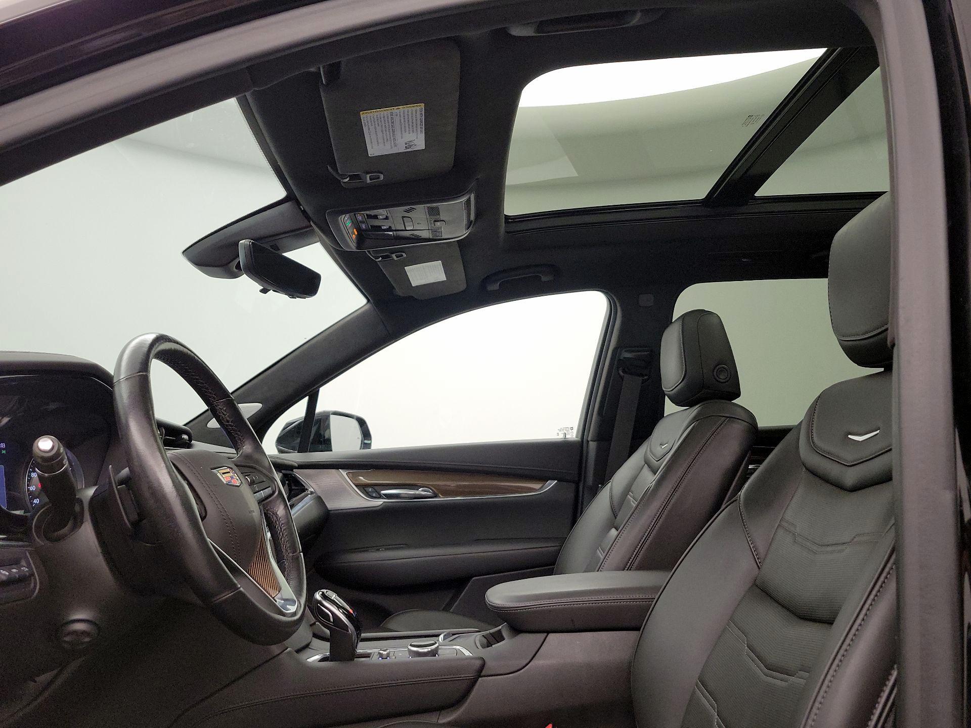 Thumbnail: 2021 Cadillac XT6 - 20