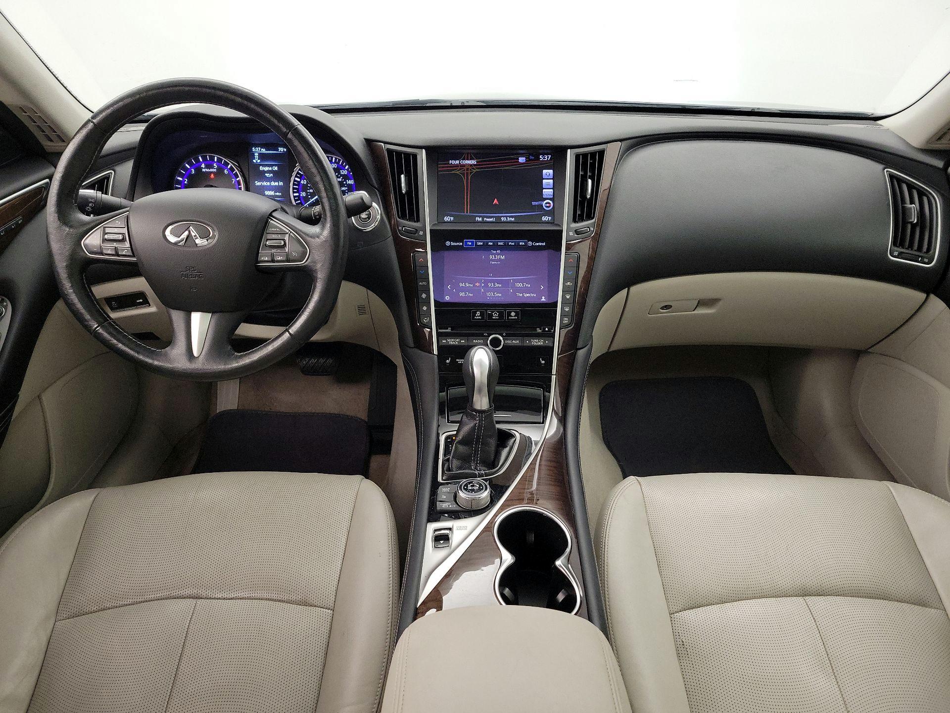 Thumbnail: 2016 INFINITI Q50 - 9