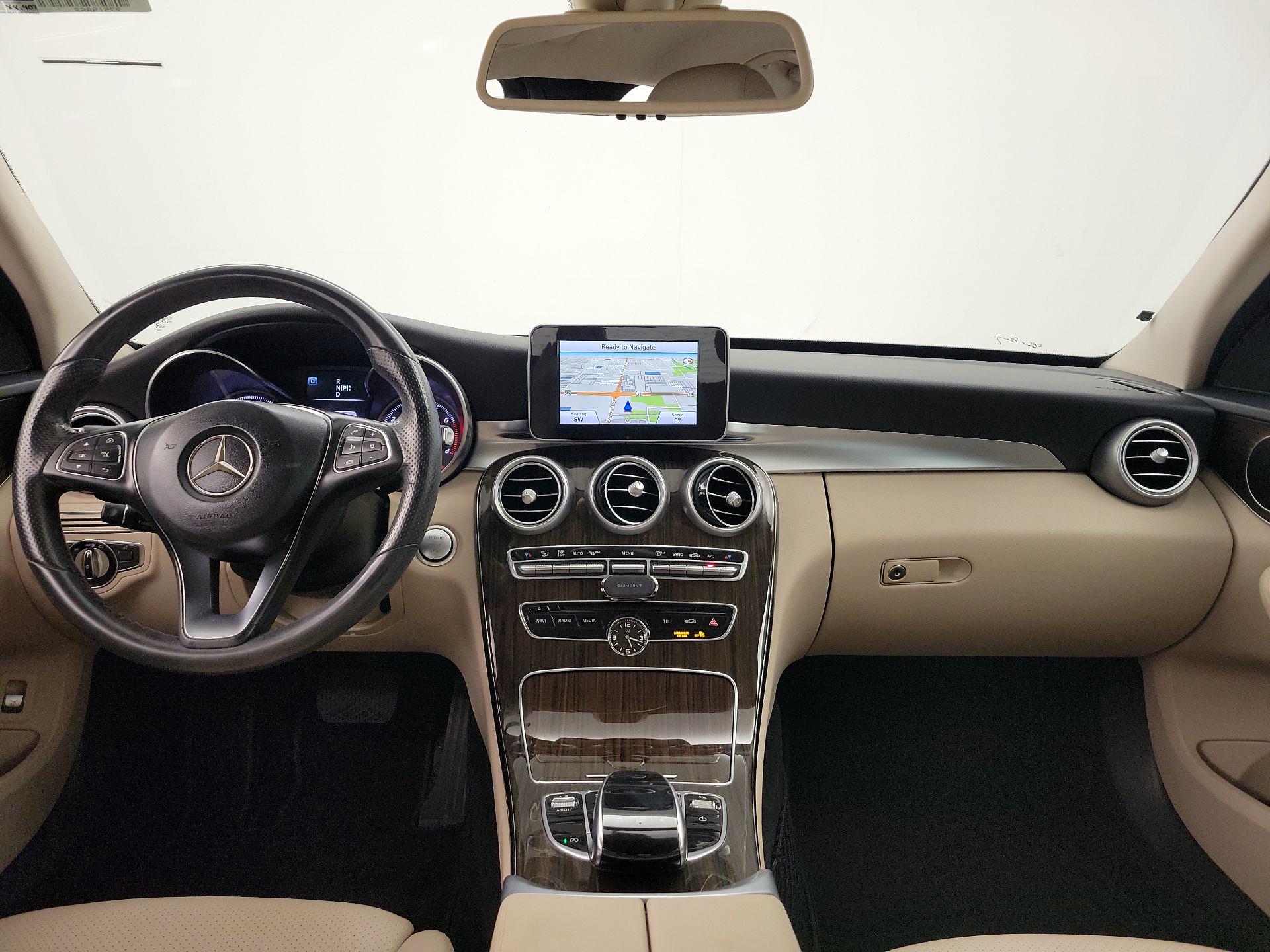 Thumbnail: 2015 Mercedes-Benz C-Class - 9