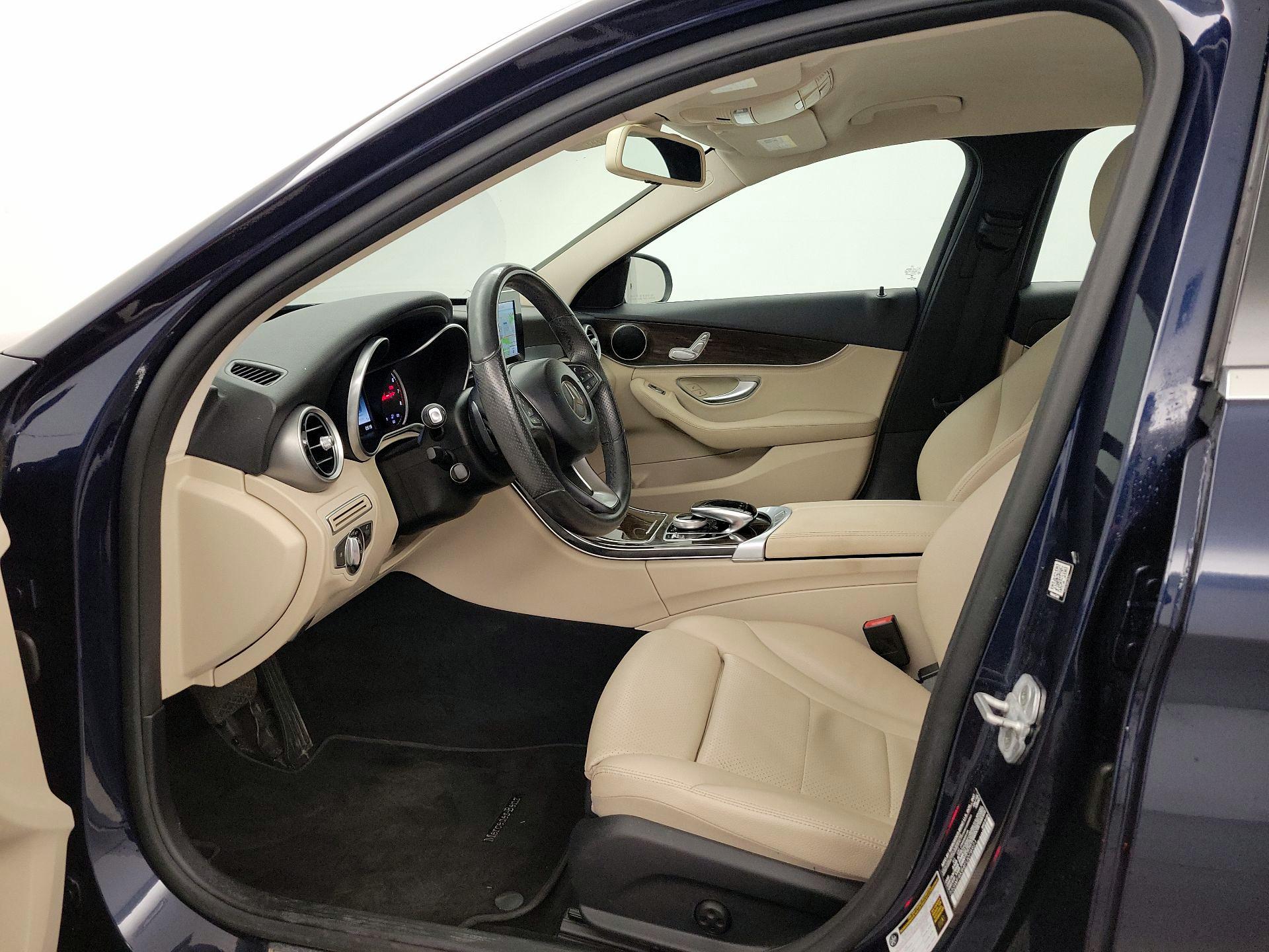 Thumbnail: 2015 Mercedes-Benz C-Class - 11