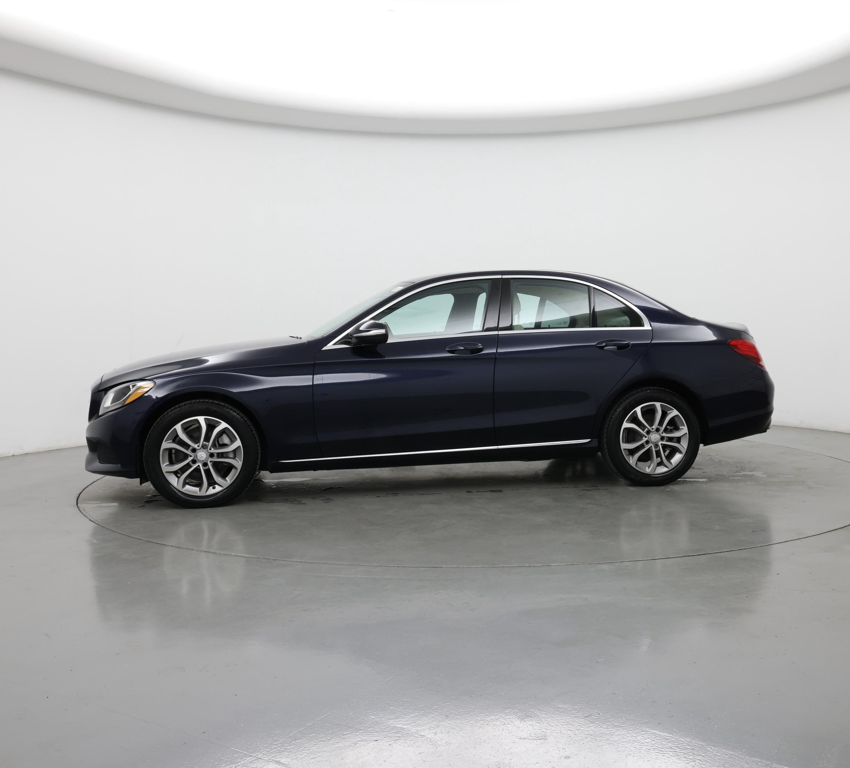 Thumbnail: 2015 Mercedes-Benz C-Class - 3