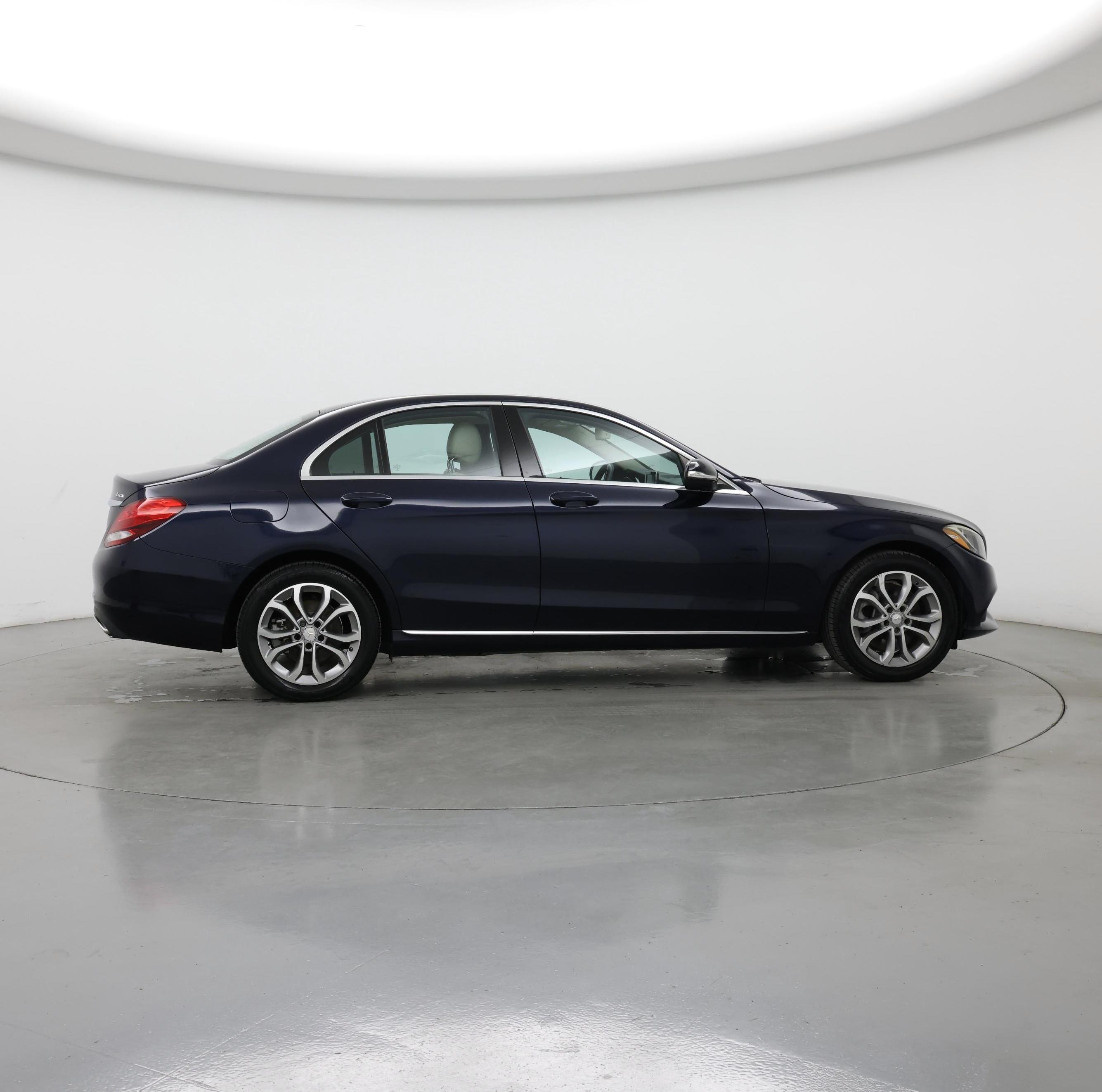 Thumbnail: 2015 Mercedes-Benz C-Class - 7