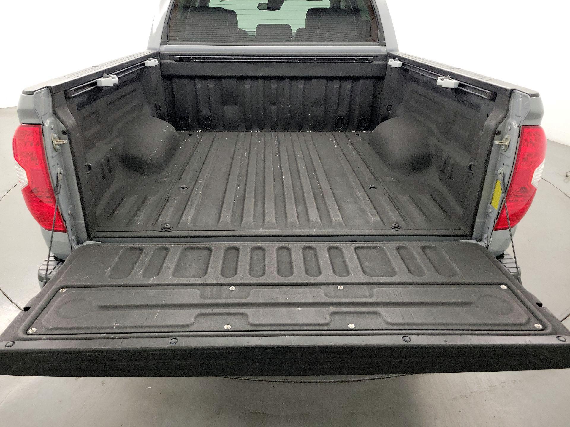 Thumbnail: 2018 Toyota Tundra - 20