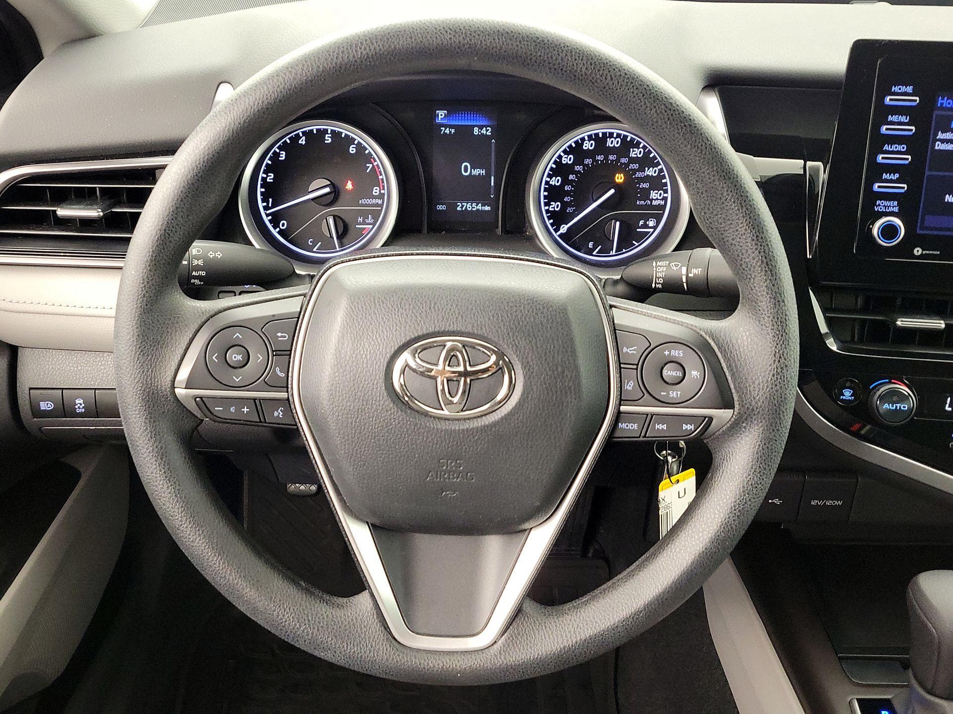 Thumbnail: 2023 Toyota Camry - 10